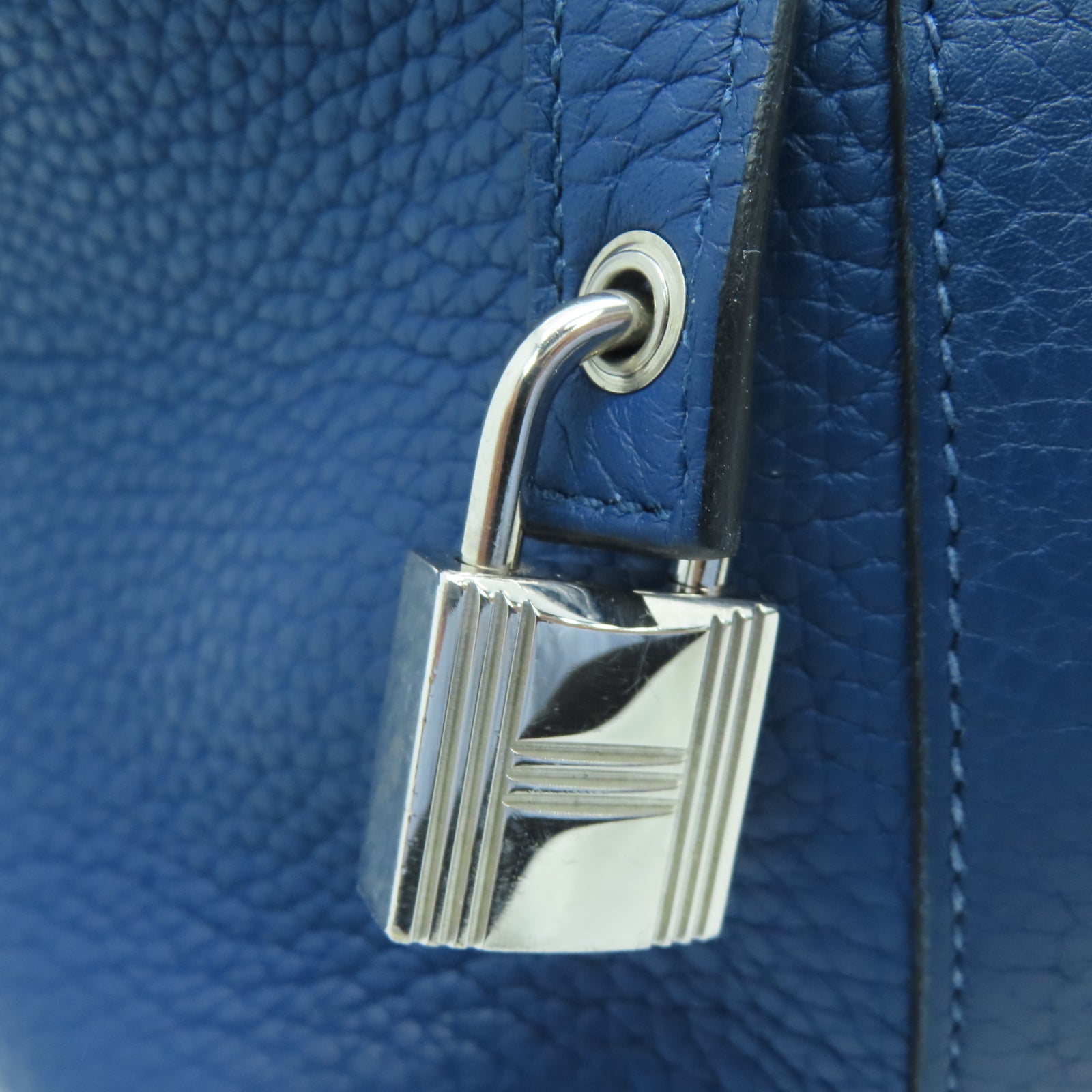 HERMES Taurillon Clemence Leather Picotin PM Silver Button Handle Bag
