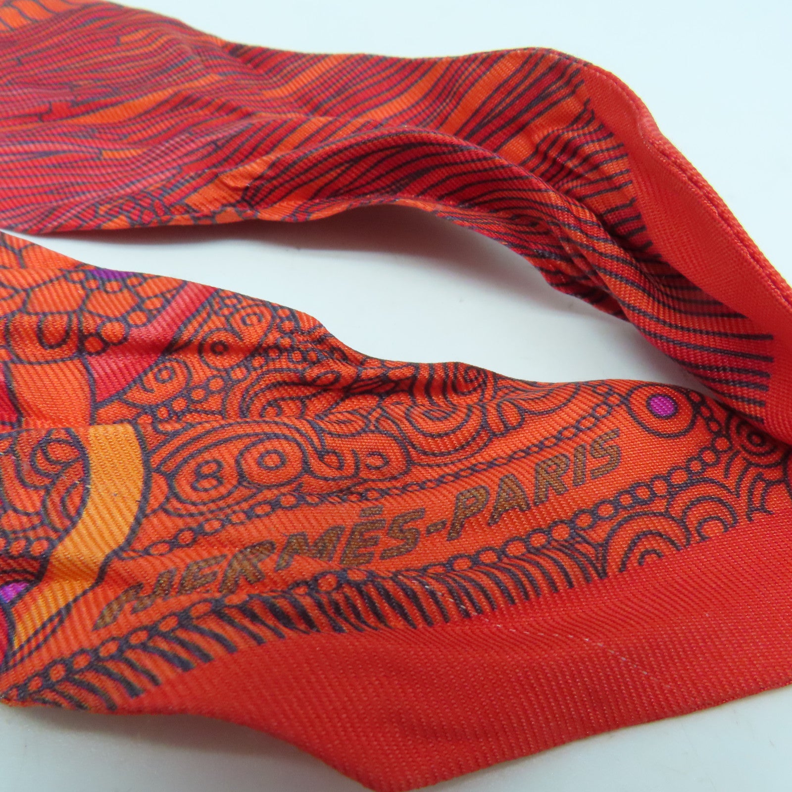HERMES Silk Twilly Scarf Red