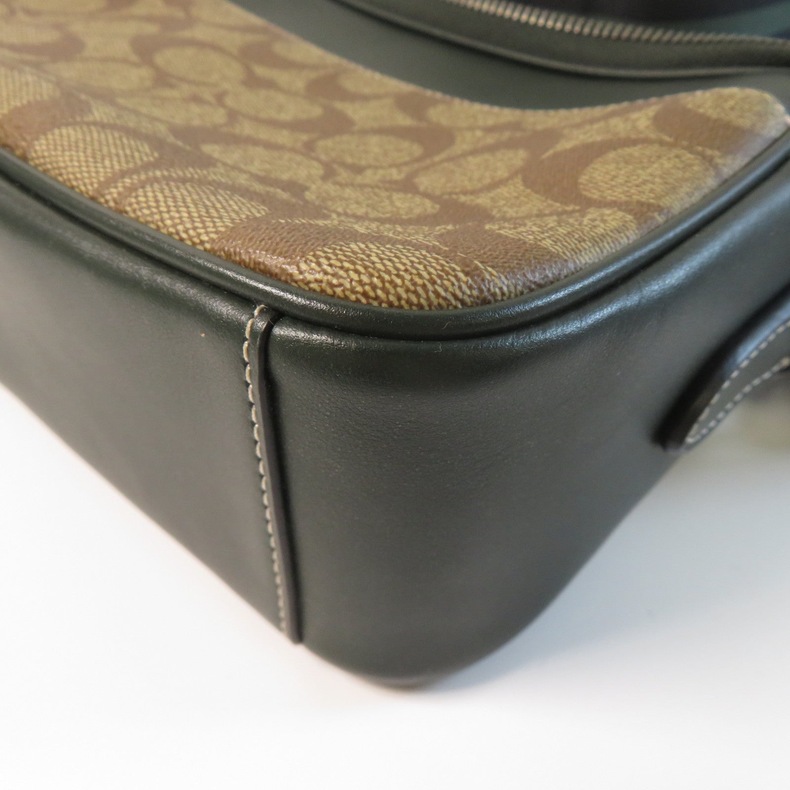 COACH PVC塗層帆布Shoulder Bag肩背袋啡色/綠色