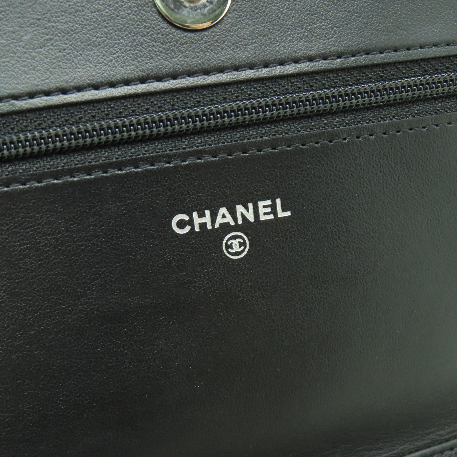 CHANEL 菱格Caviar皮革Boy WOC銀扣肩背袋黑色