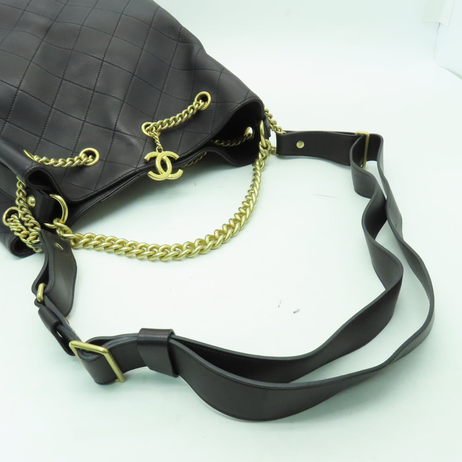 CHANEL 菱格牛皮皮革Shoulder Bag金扣手挽肩背兩用袋黑色