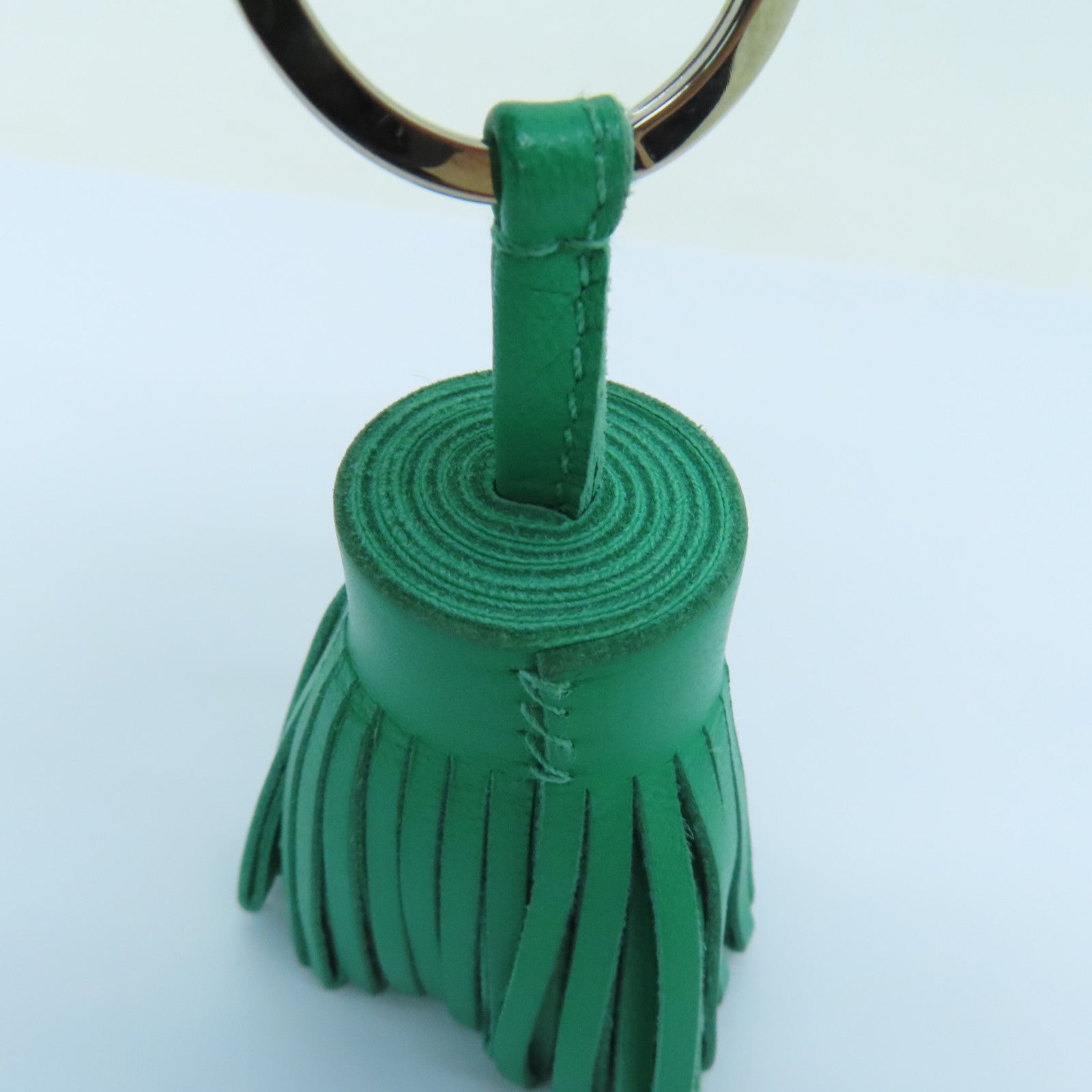 HERMES Swift皮革Carmen银扣挂饰绿色
