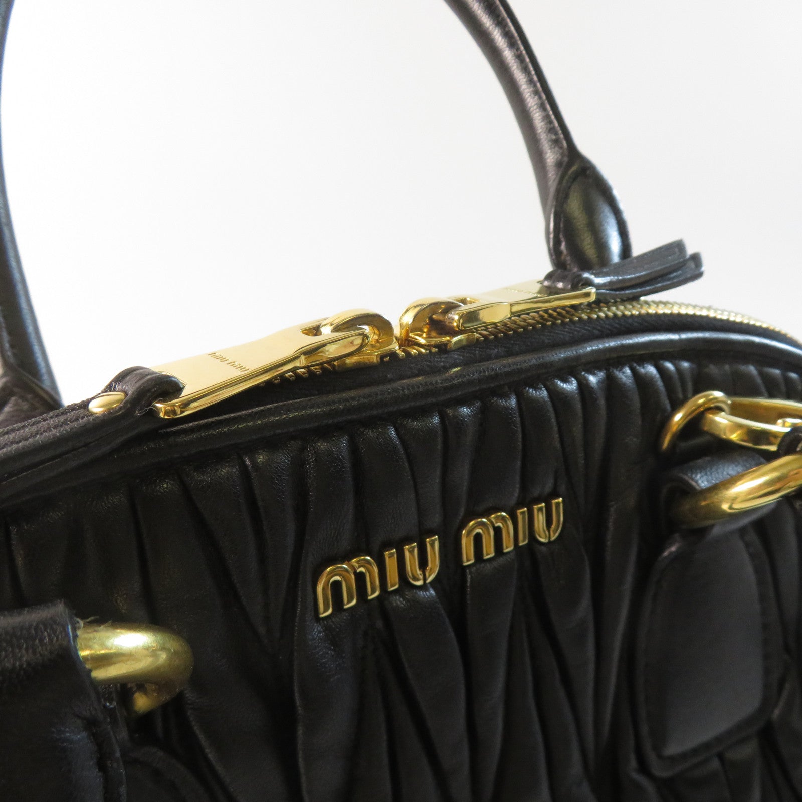Miu Miu 羊皮皮革2 Way Shoulder金扣手挽肩背兩用袋黑色