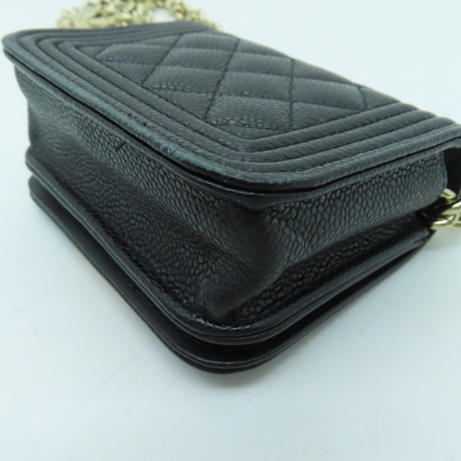 CHANEL 菱格Caviar皮革Chain Shoulder金扣鏈帶肩背袋黑色