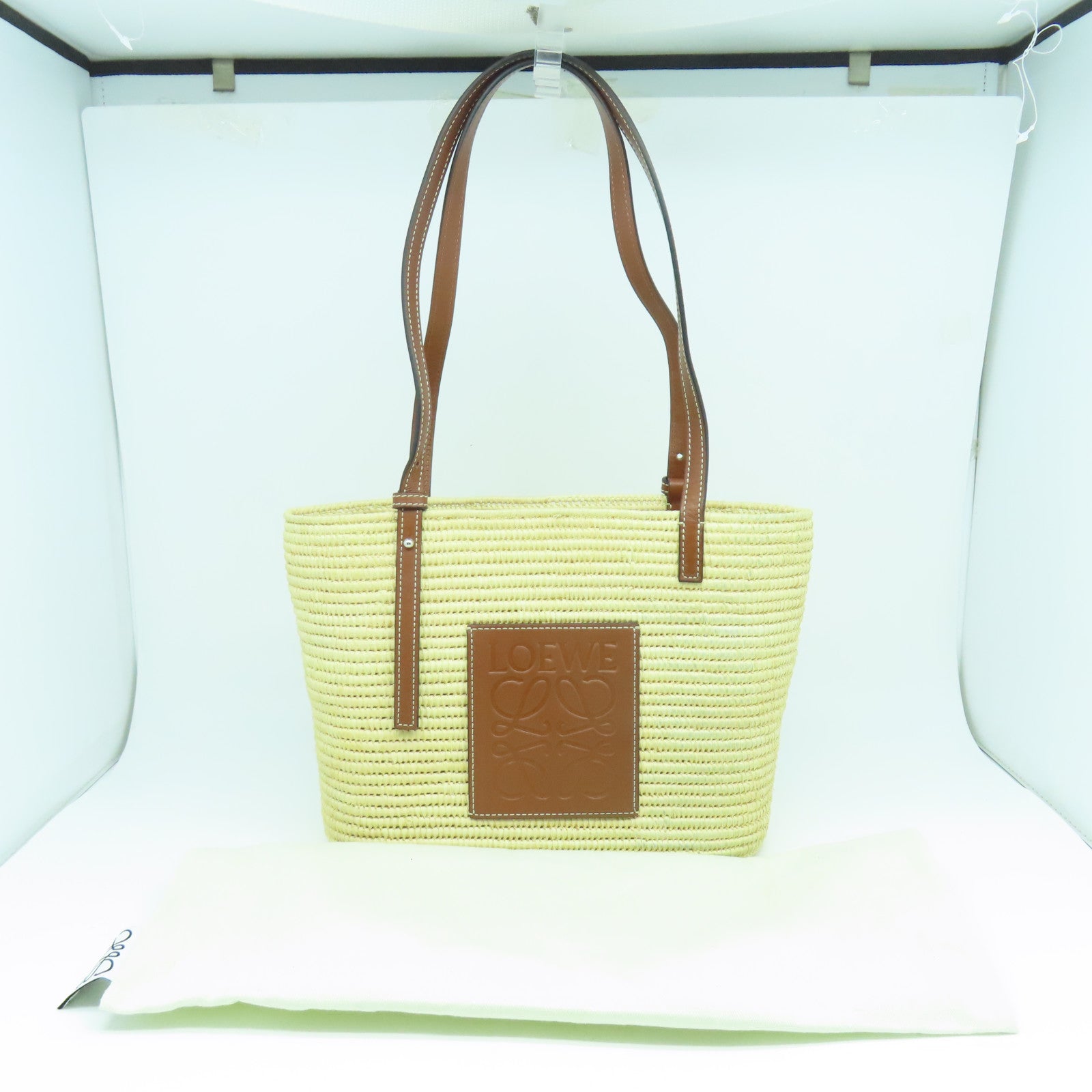LOEWE 酒椰/皮革Small Square Basket Tote Bag銀扣手挽袋淺黃色/啡色