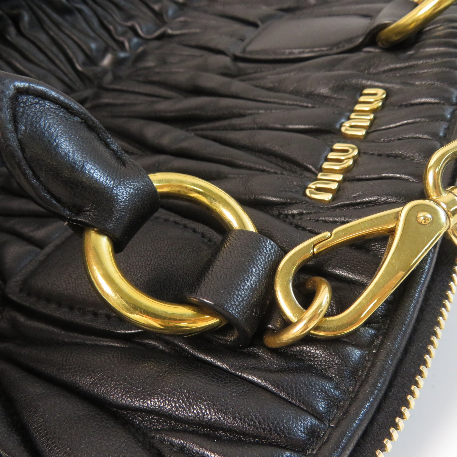 Miu Miu 羊皮皮革2 Way Shoulder金扣手挽肩背兩用袋黑色