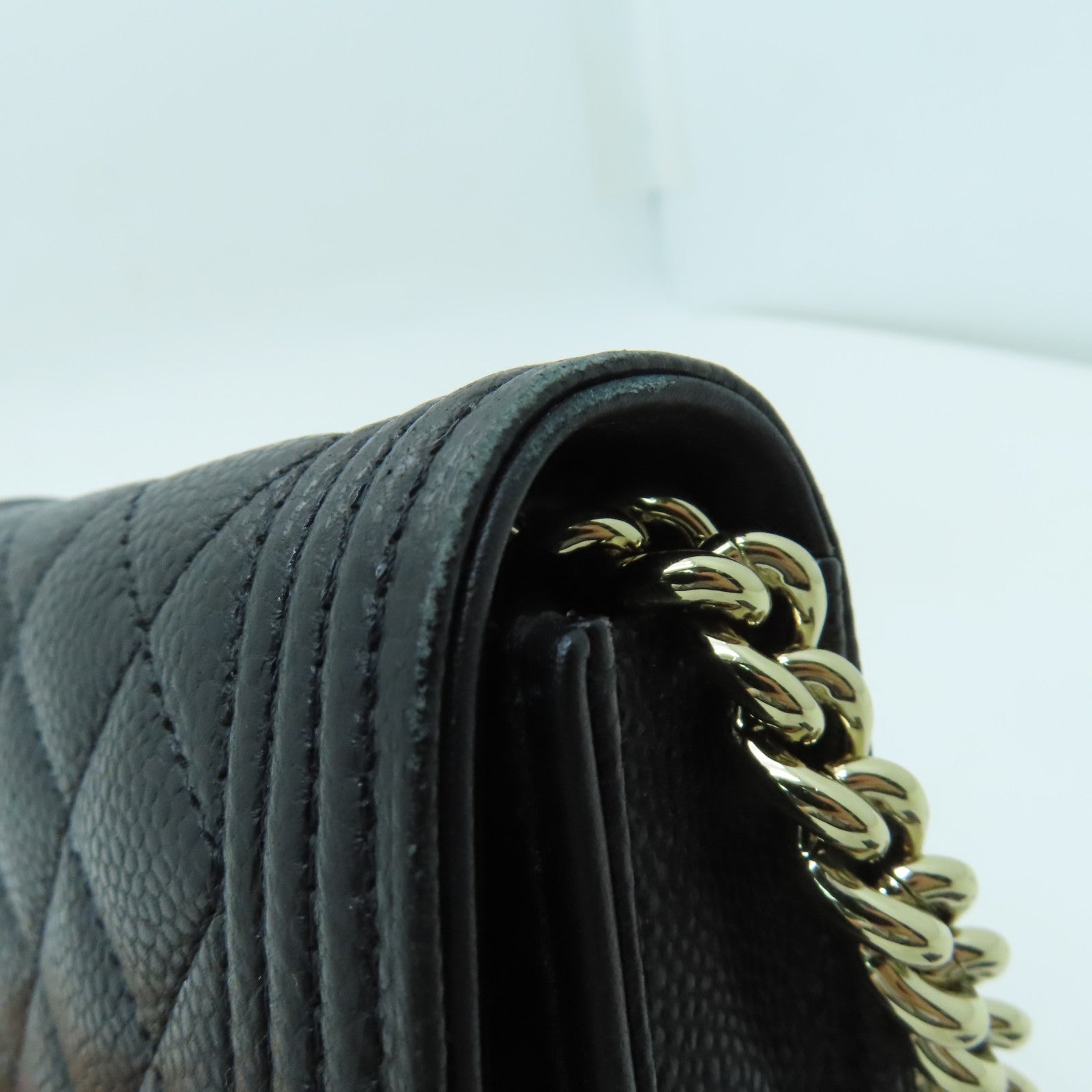 CHANEL 菱格Caviar皮革Chain Shoulder金扣鏈帶肩背袋黑色