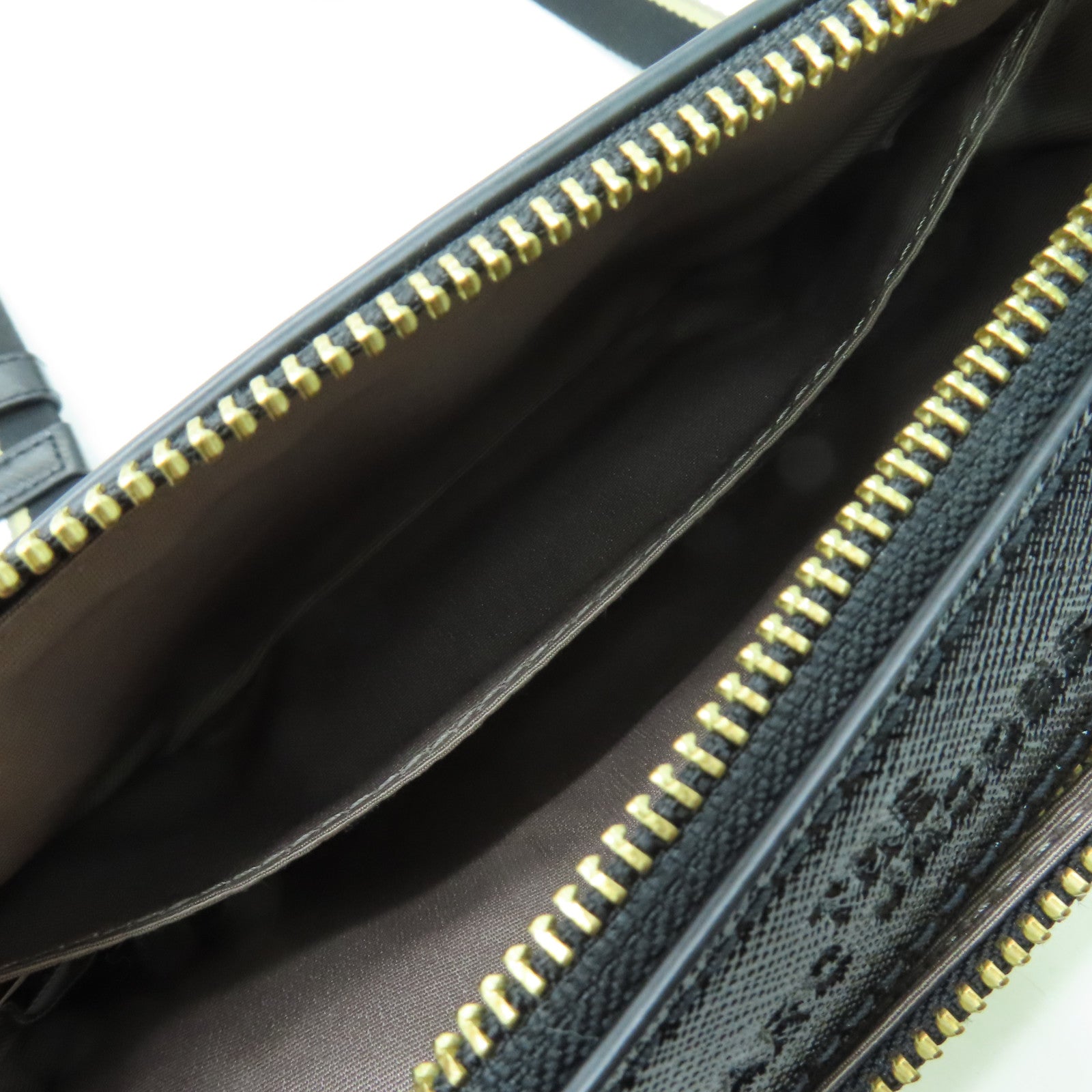 MARC JACOBS PVC Shoulder Bag金扣鏈帶肩背袋米白色/累色