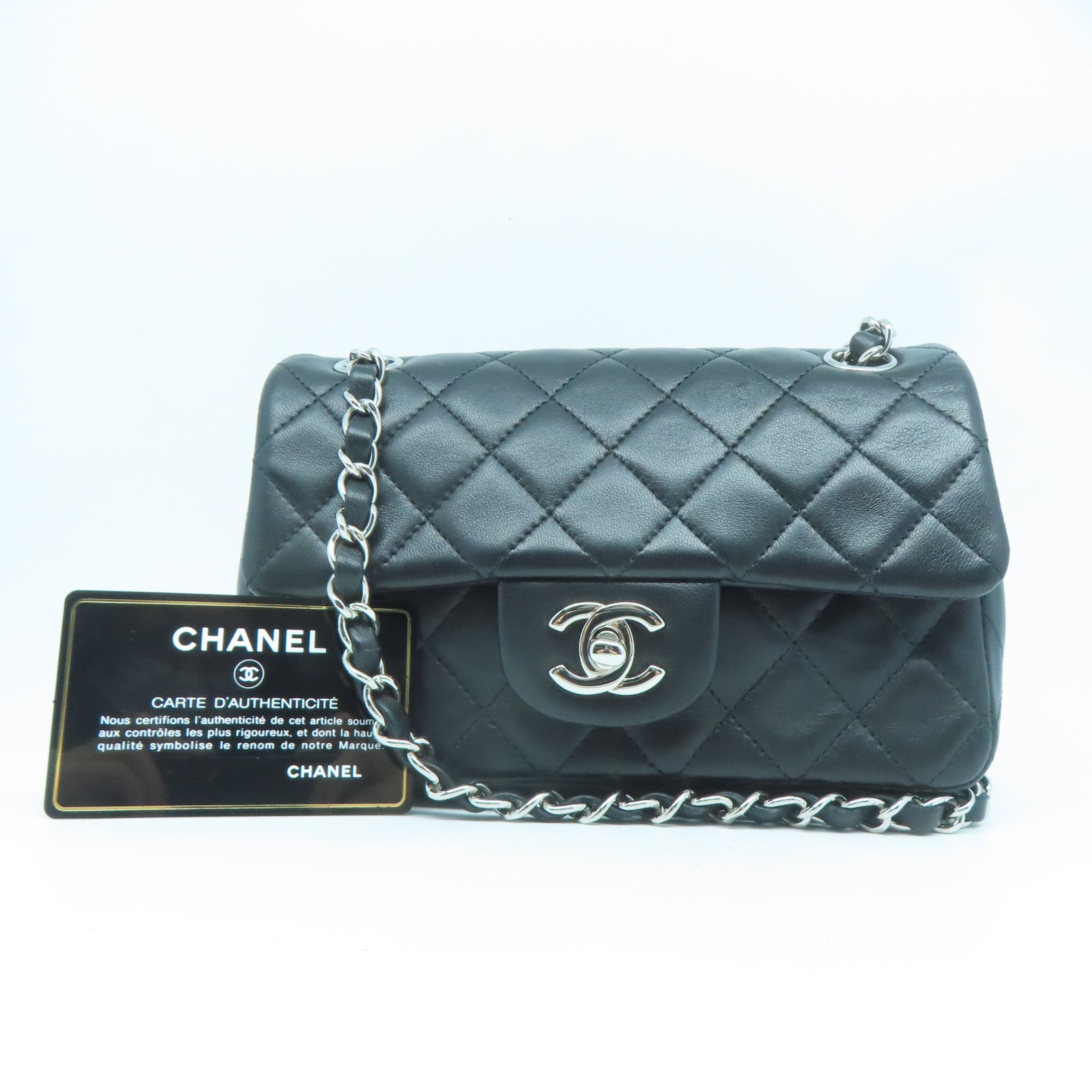 CHANEL 菱格皮革Mini Flap Bag銀扣鏈帶肩背袋黑色