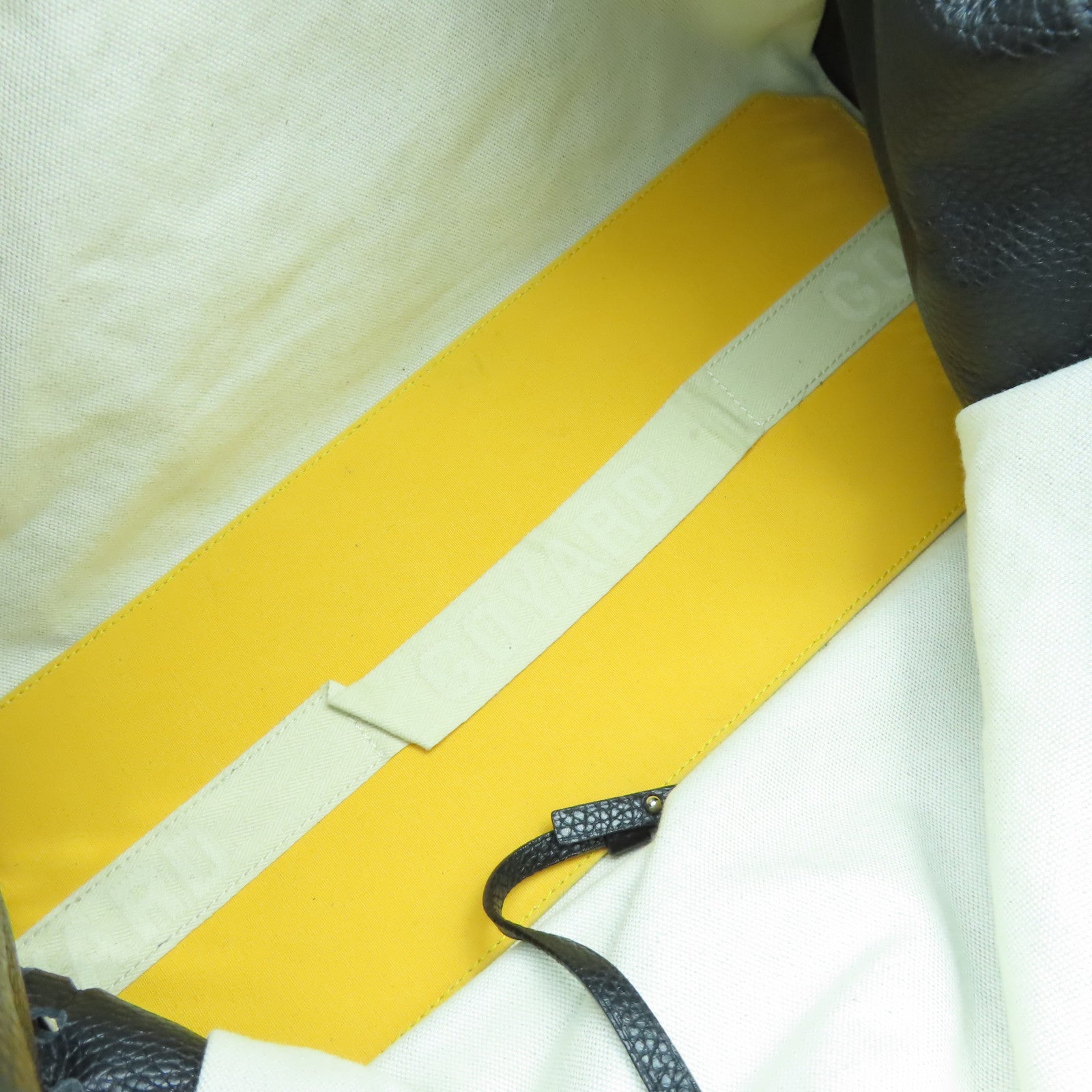 GOYARD 塗層帆布Sac Hardy Pet Carrier PM銀扣肩背袋黑色