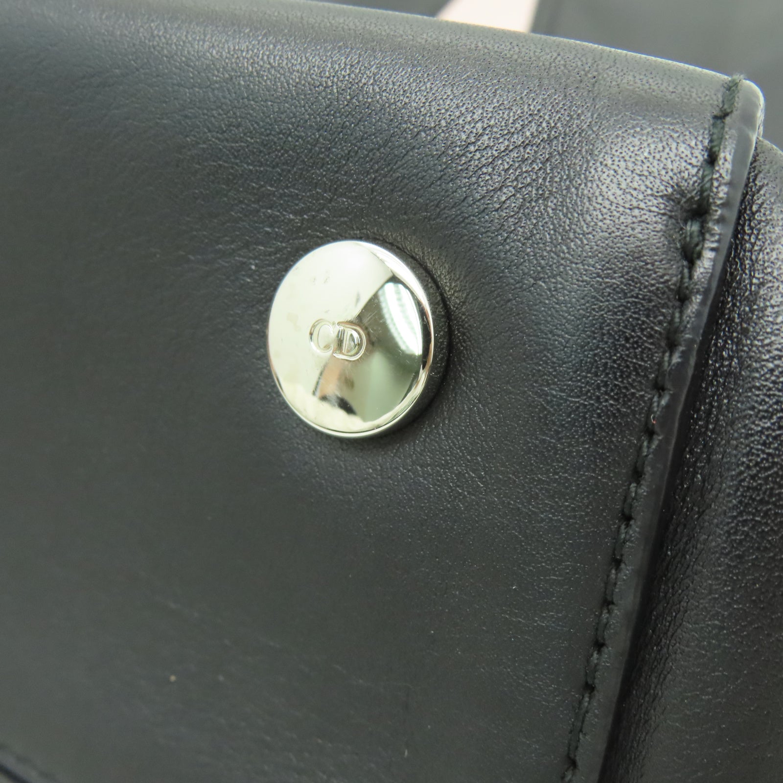 Dior 牛皮皮革Addict Vertical Tote Bag银扣手挽袋黑色/粉红色