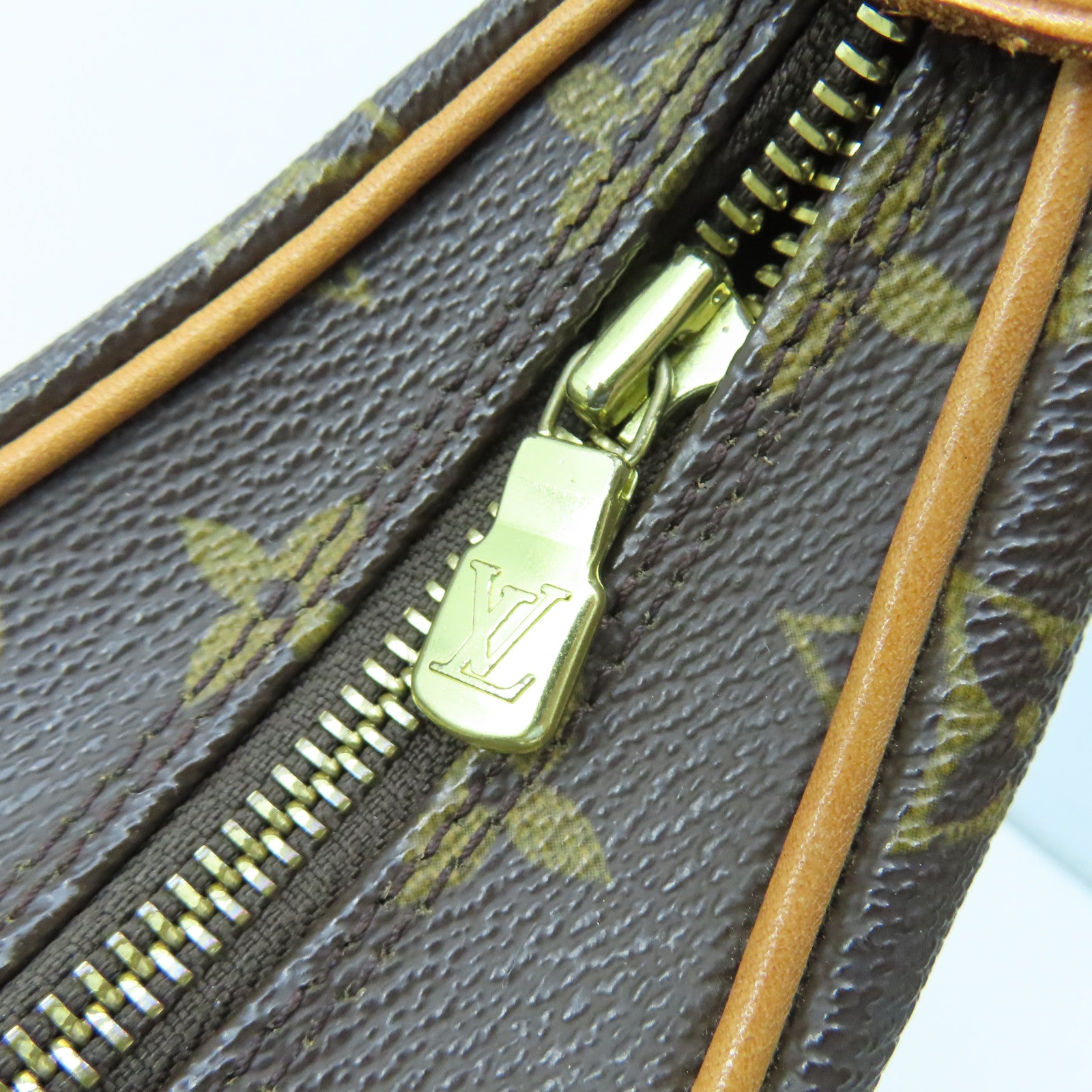 LOUIS VUITTON Monogram Boulogne Gold Buckle Shoulder Bag Brown