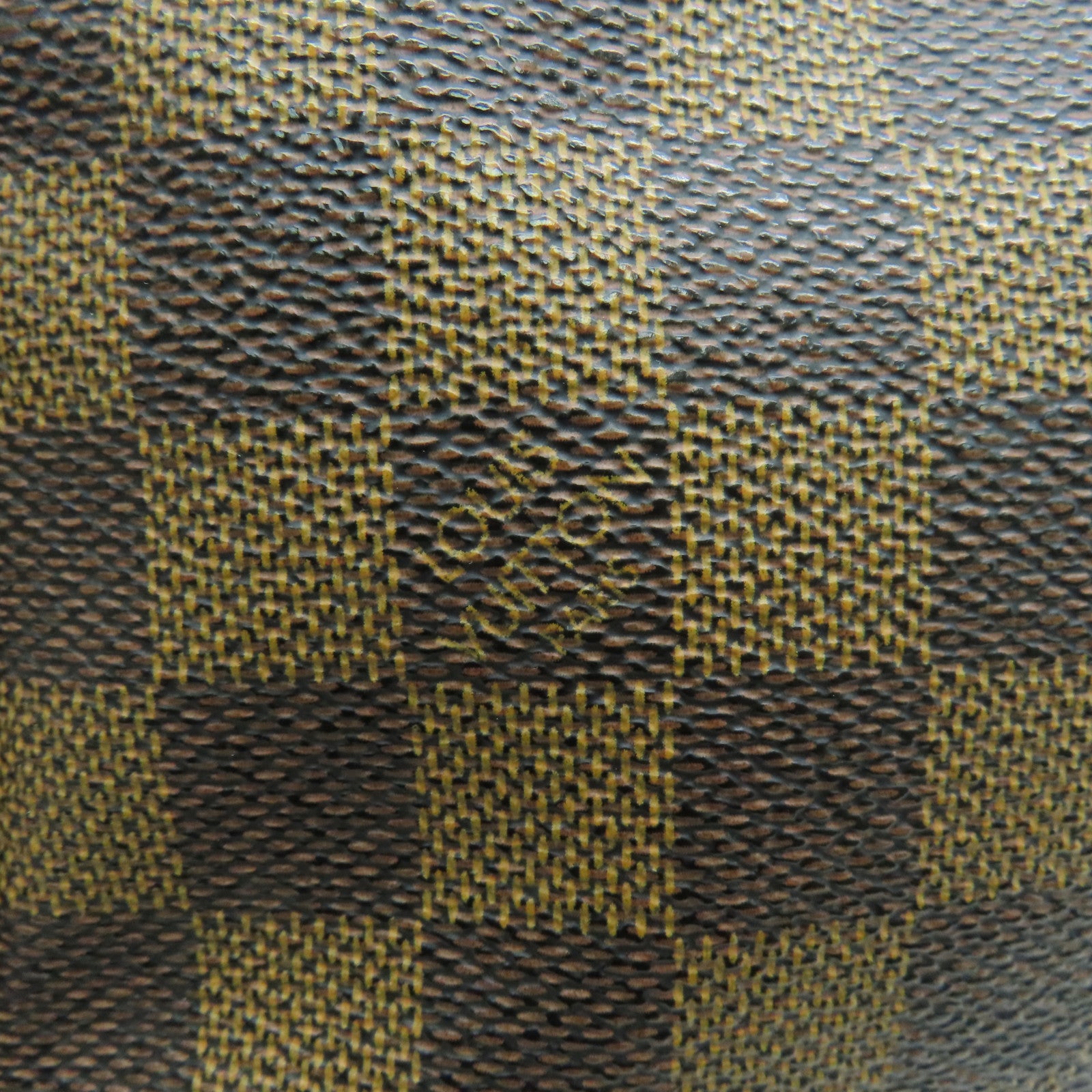 LOUIS VUITTON Damier塗層帆布Trousse Toilteet 金扣手提包啡色