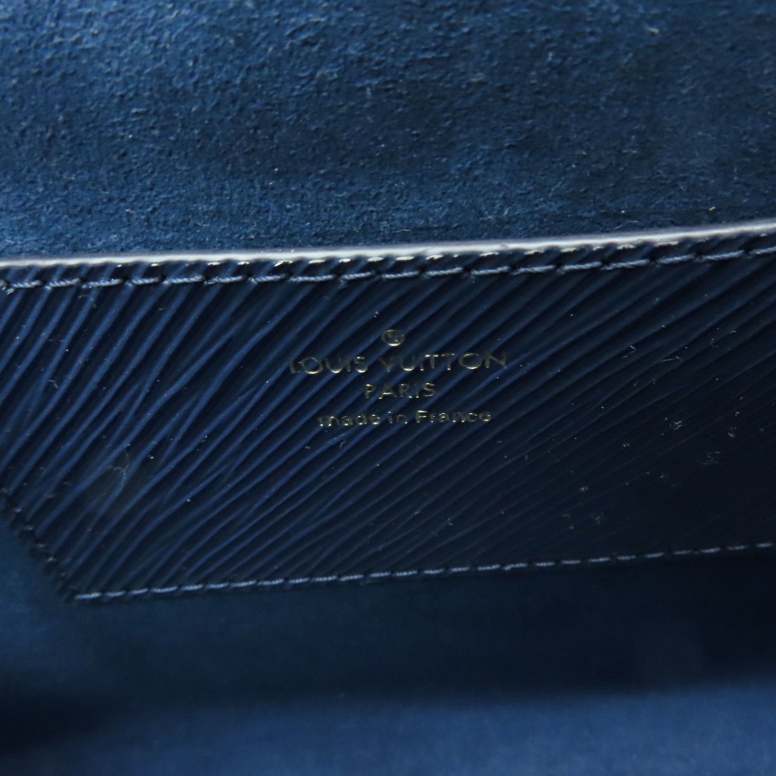 LOUIS VUITTON Epi Twist MM Gold Buckle Chain Shoulder Bag Blue