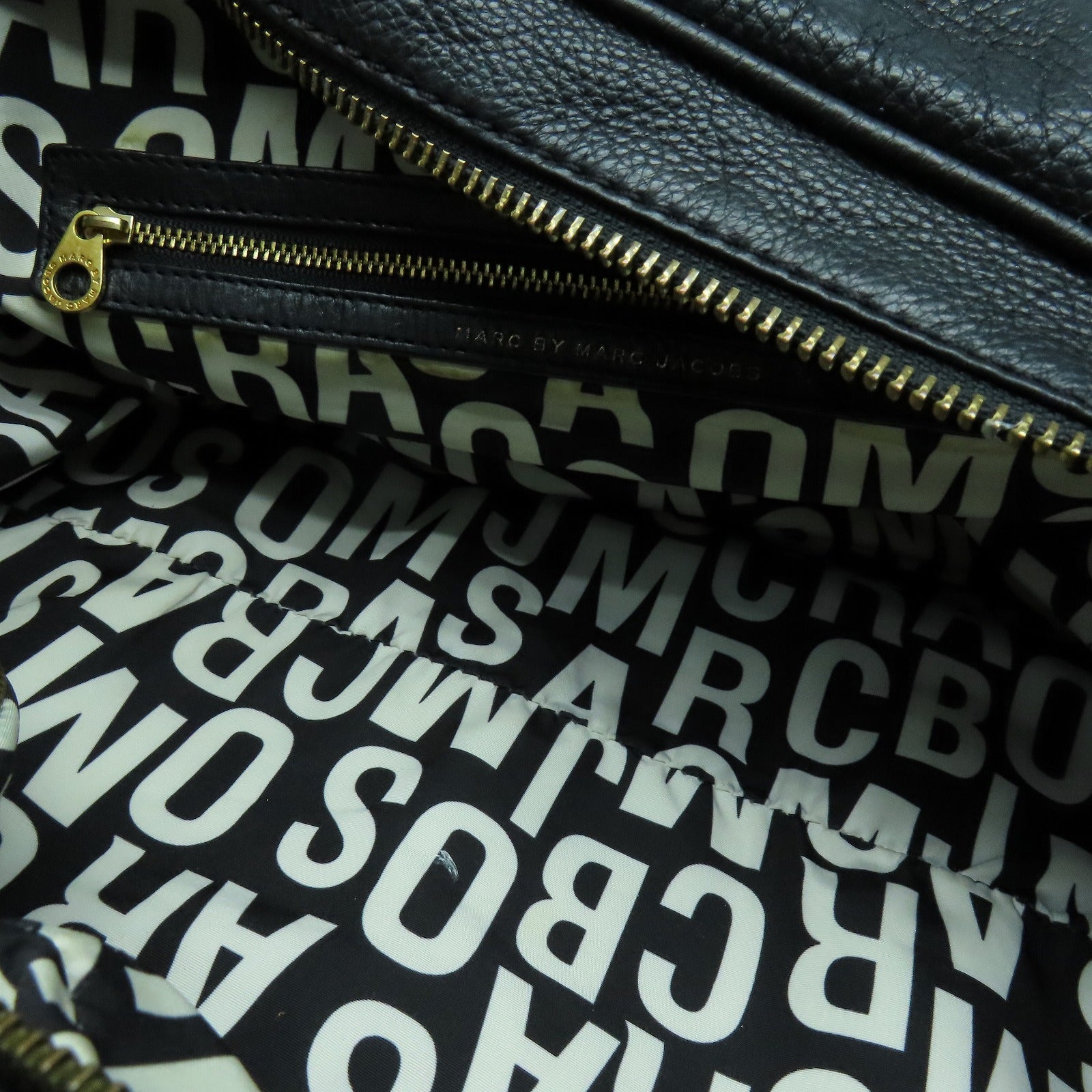 MARC JACOBS 牛皮皮革Shoulder Bag金扣肩背袋黑色