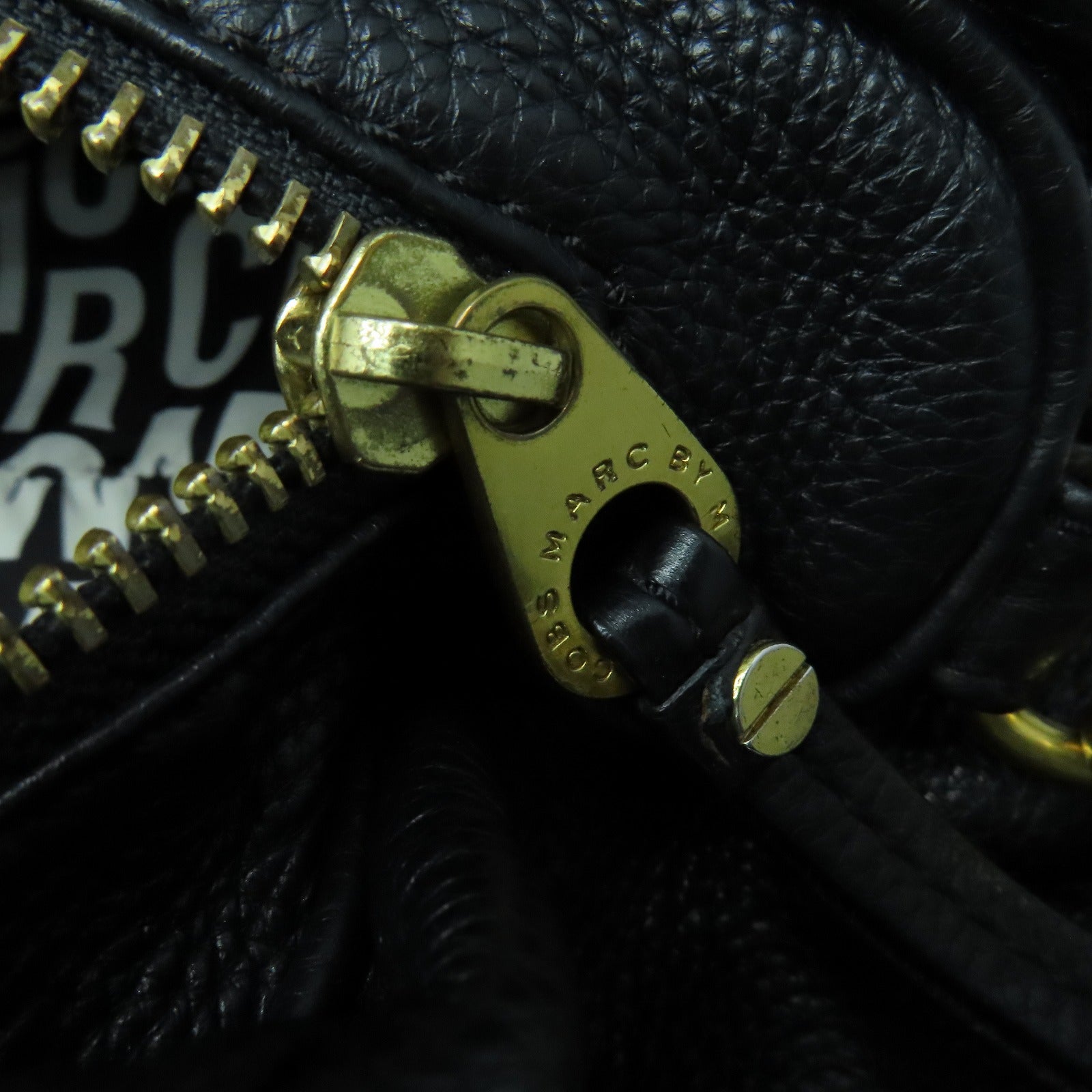 MARC JACOBS 牛皮皮革Shoulder Bag金扣肩背袋黑色