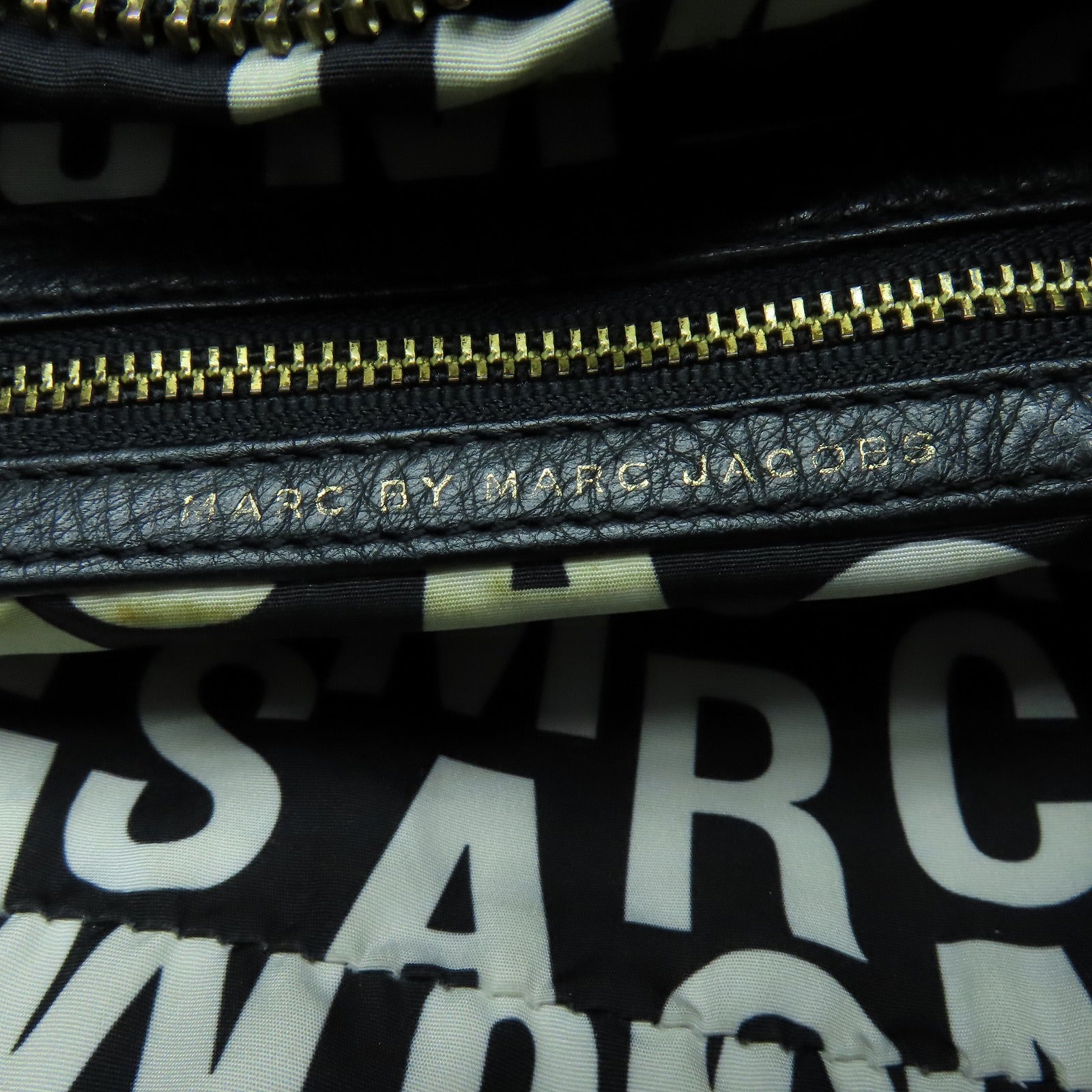 MARC JACOBS 牛皮皮革Shoulder Bag金扣肩背袋黑色