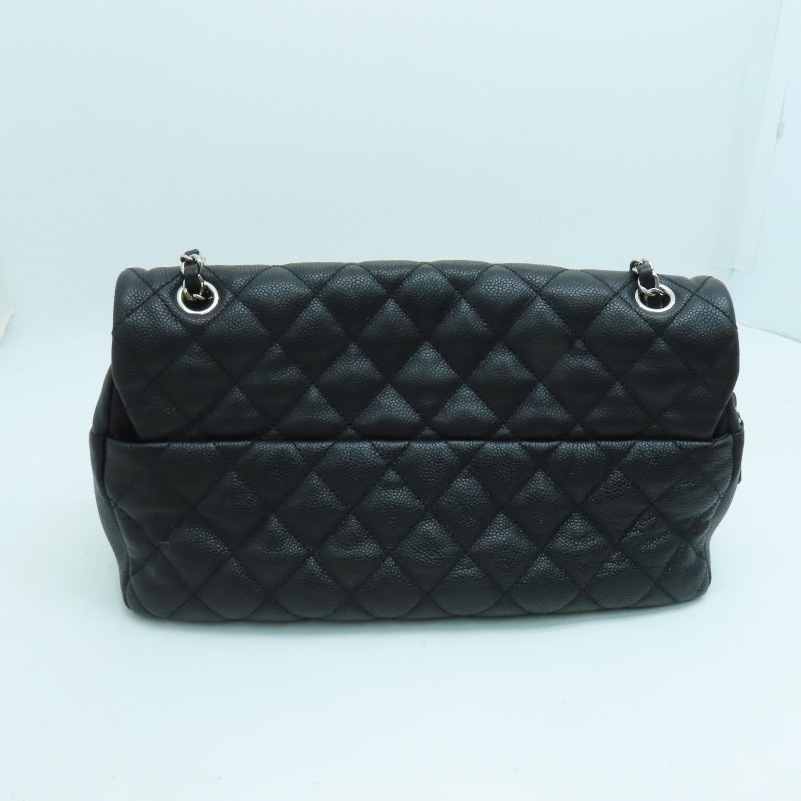 CHANEL 菱格Caviar皮革Chain Shoulder链带肩背袋银扣黑色
