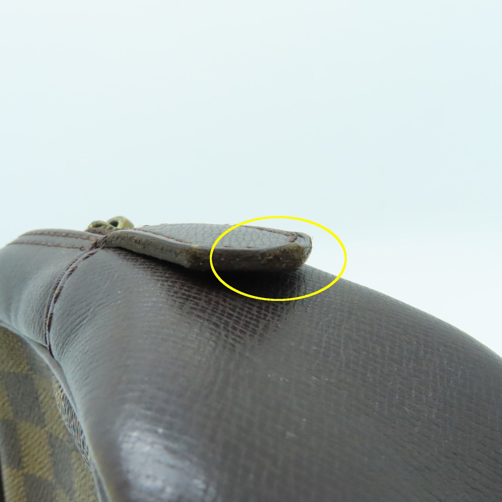 LOUIS VUITTON Damier塗層帆布Trousse Toilteet 金扣手提包啡色