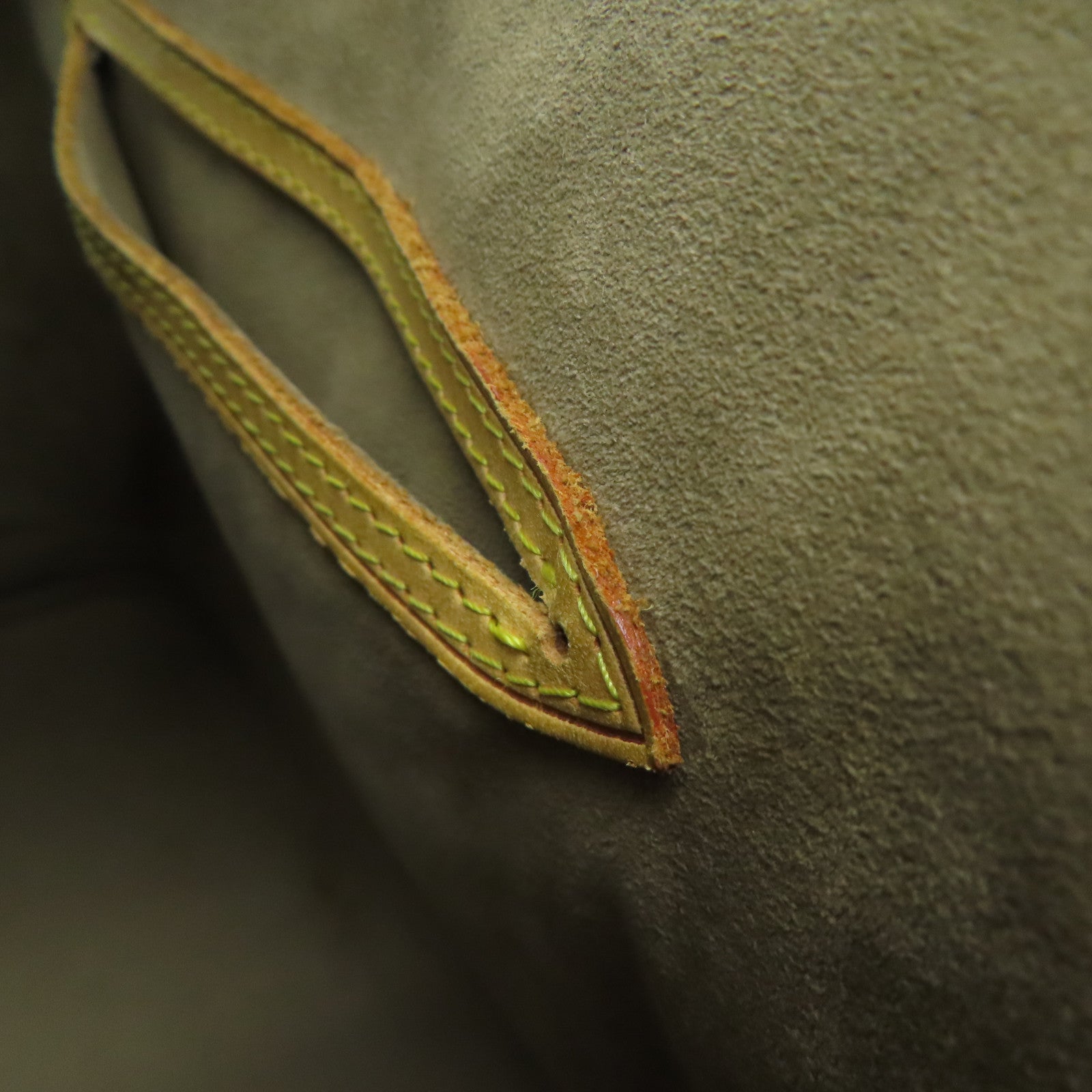 LOUIS VUITTON Monogram Multicolore Alma PM金扣手挽袋黑色彩色