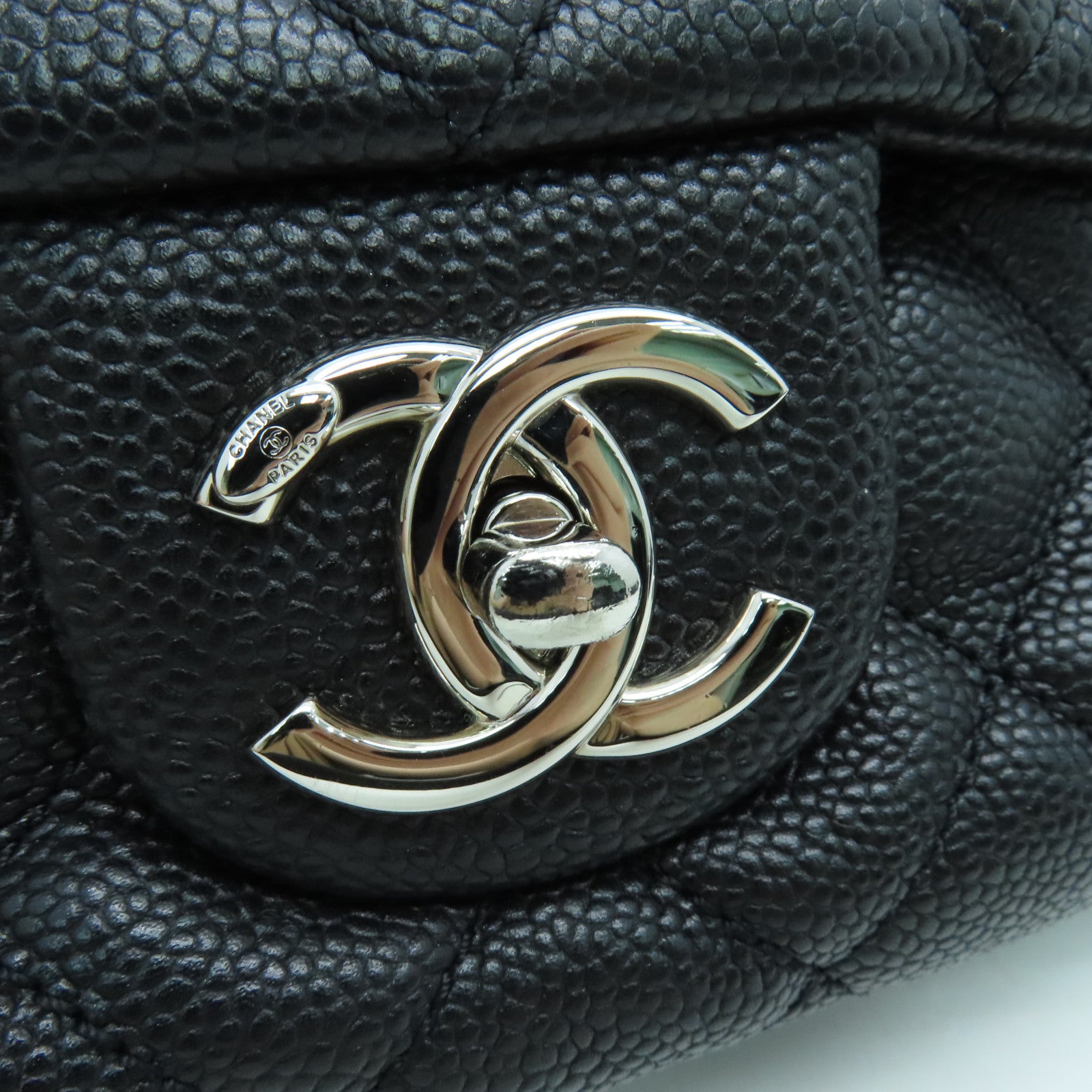 CHANEL 菱格Caviar皮革Chain Shoulder链带肩背袋银扣黑色