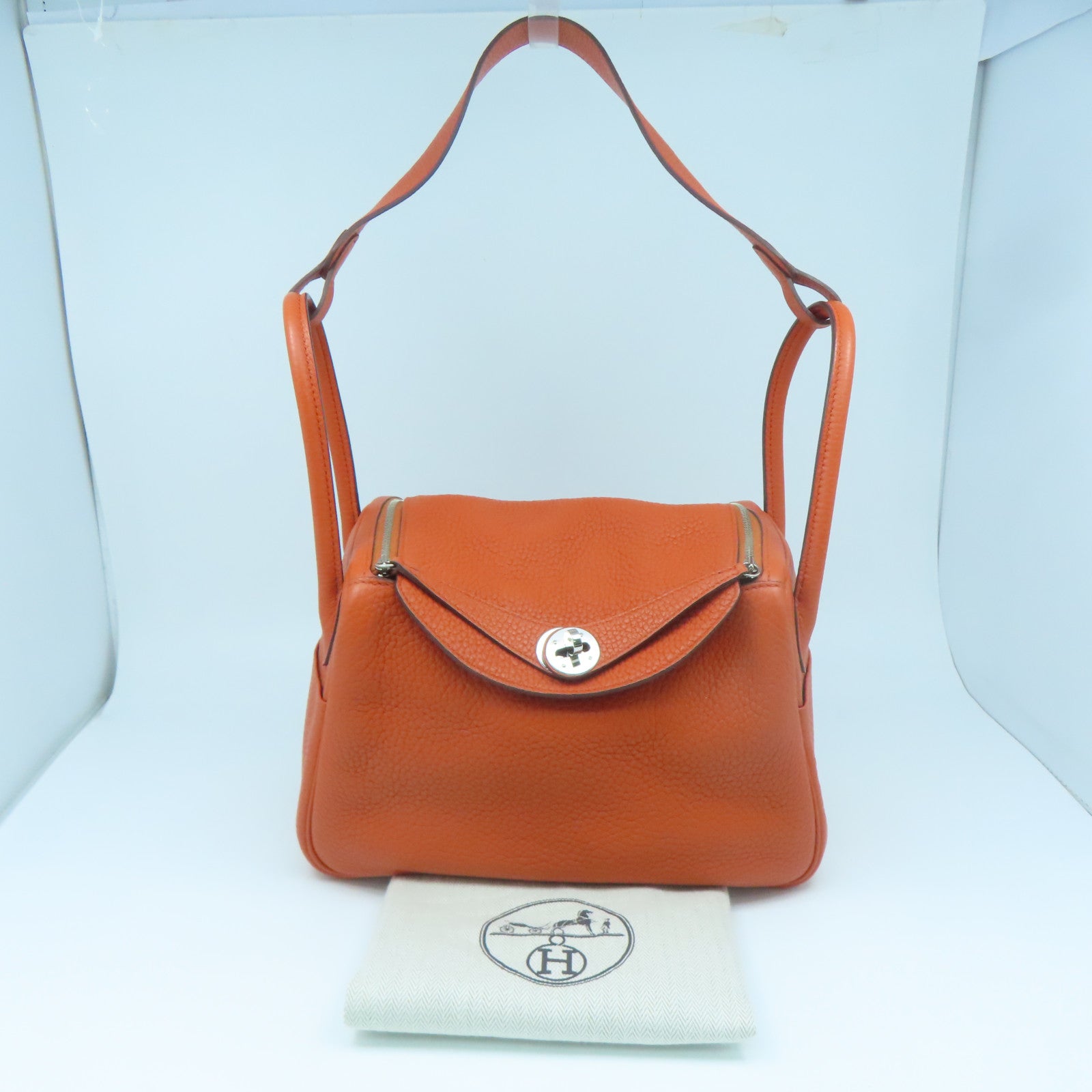 HERMES 【激減優惠】Clemence皮革Lindy 26銀扣手挽肩背兩用袋泥土色