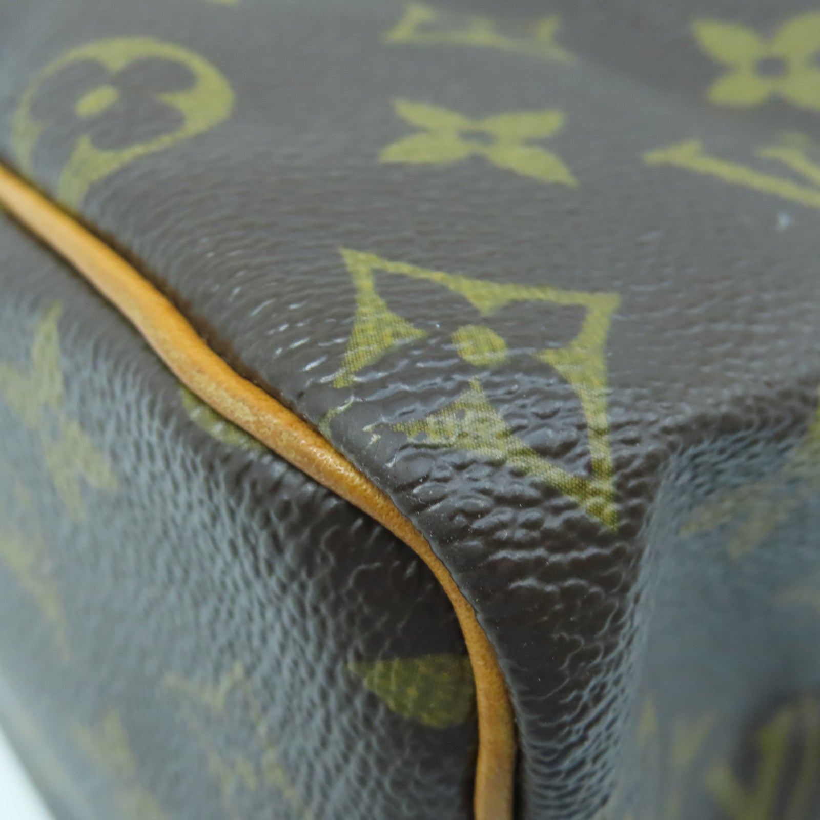 LOUIS VUITTON Monogram Speedy 25 Gold Buckle Handle Bag Brown
