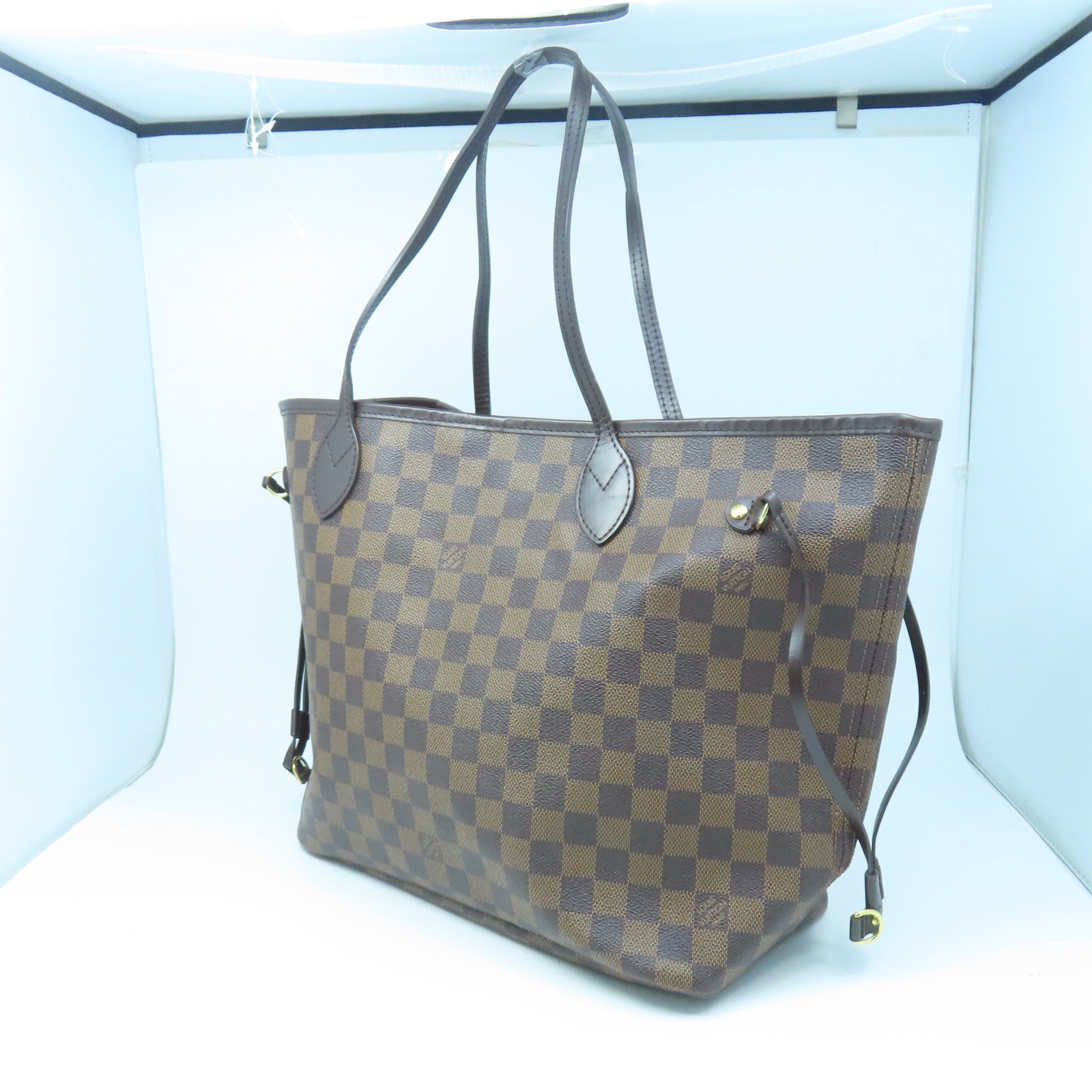 LOUIS VUITTON Damier Neverfull MM gold buckle handle bag brown