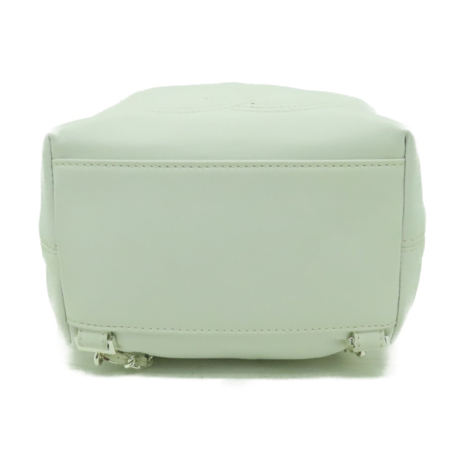 CHANEL 羊皮皮革Vintage Mini Bucket Backpack銀扣背包白色