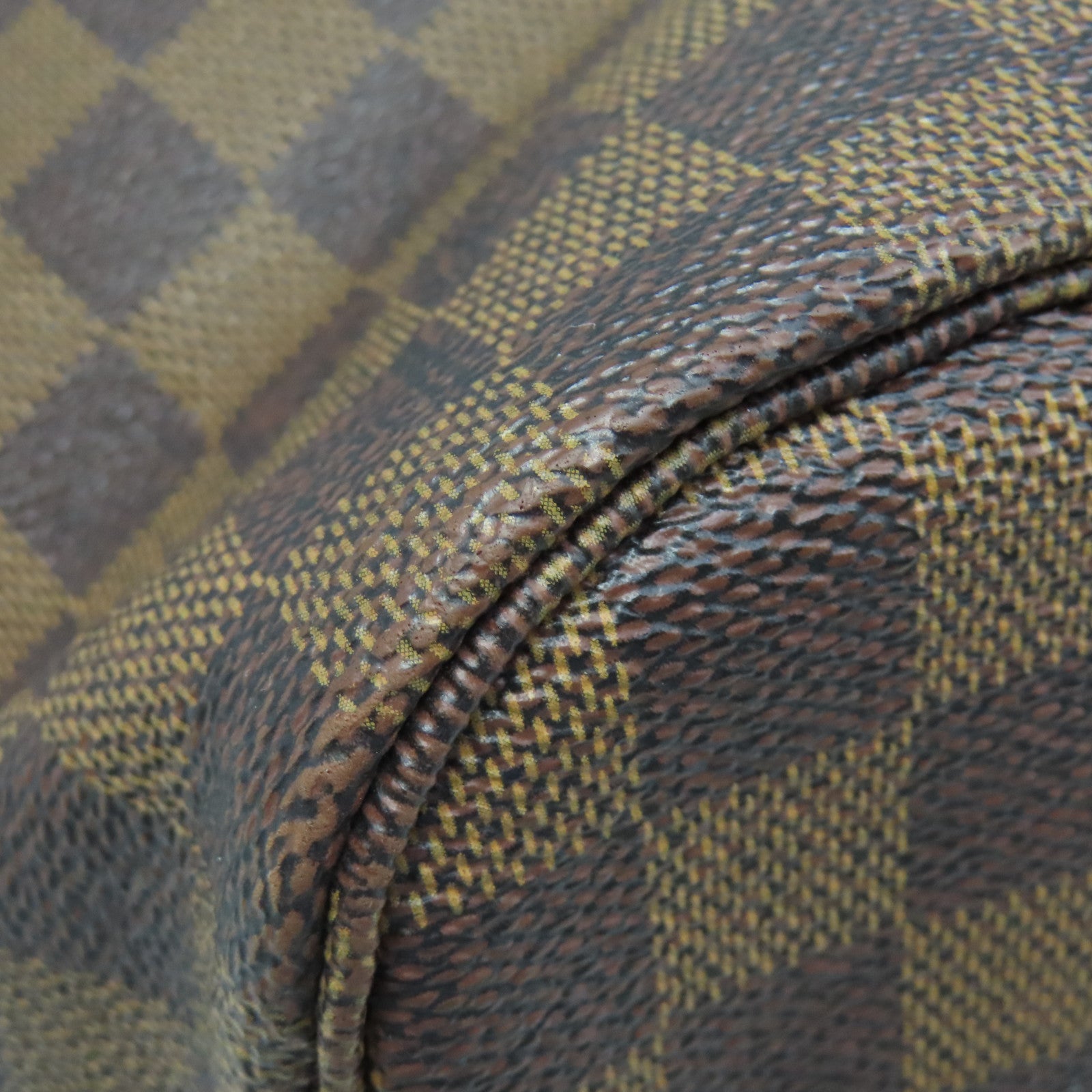 LOUIS VUITTON Damier Neverfull MM gold buckle handle bag brown