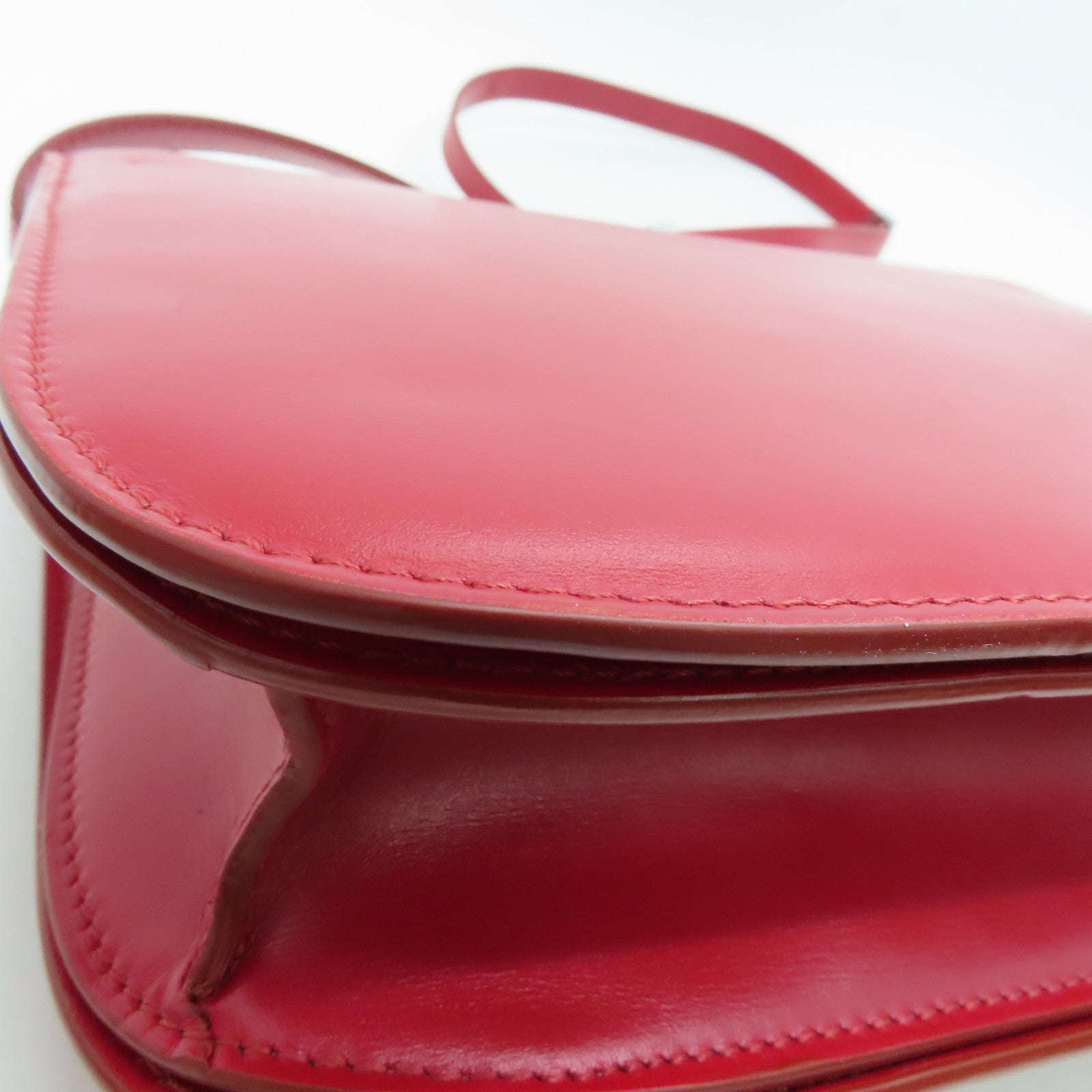 CELINE 牛皮皮革Classic Box银扣肩背袋红色