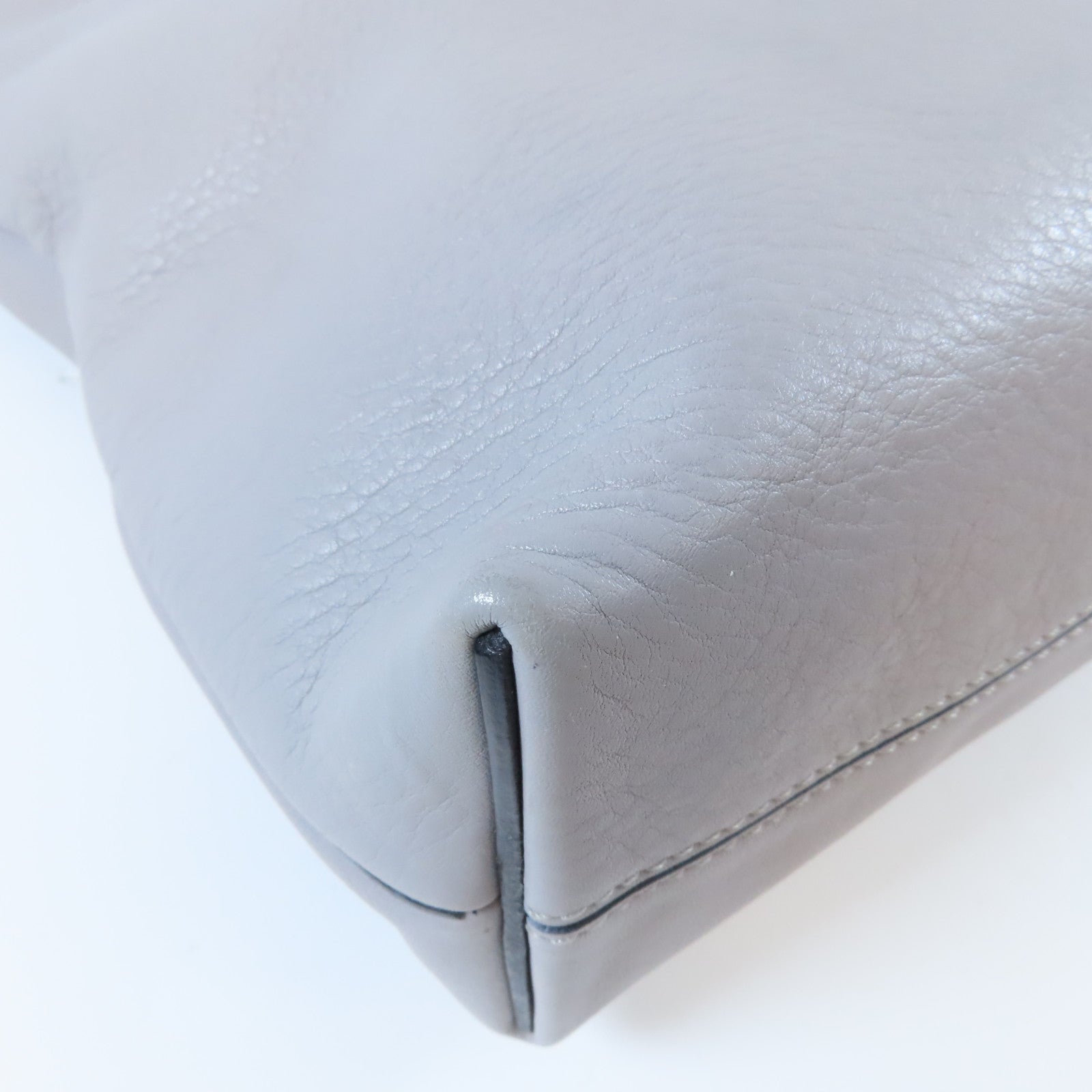 LOEWE 牛皮皮革Shoulder Bag銀扣肩背袋灰色