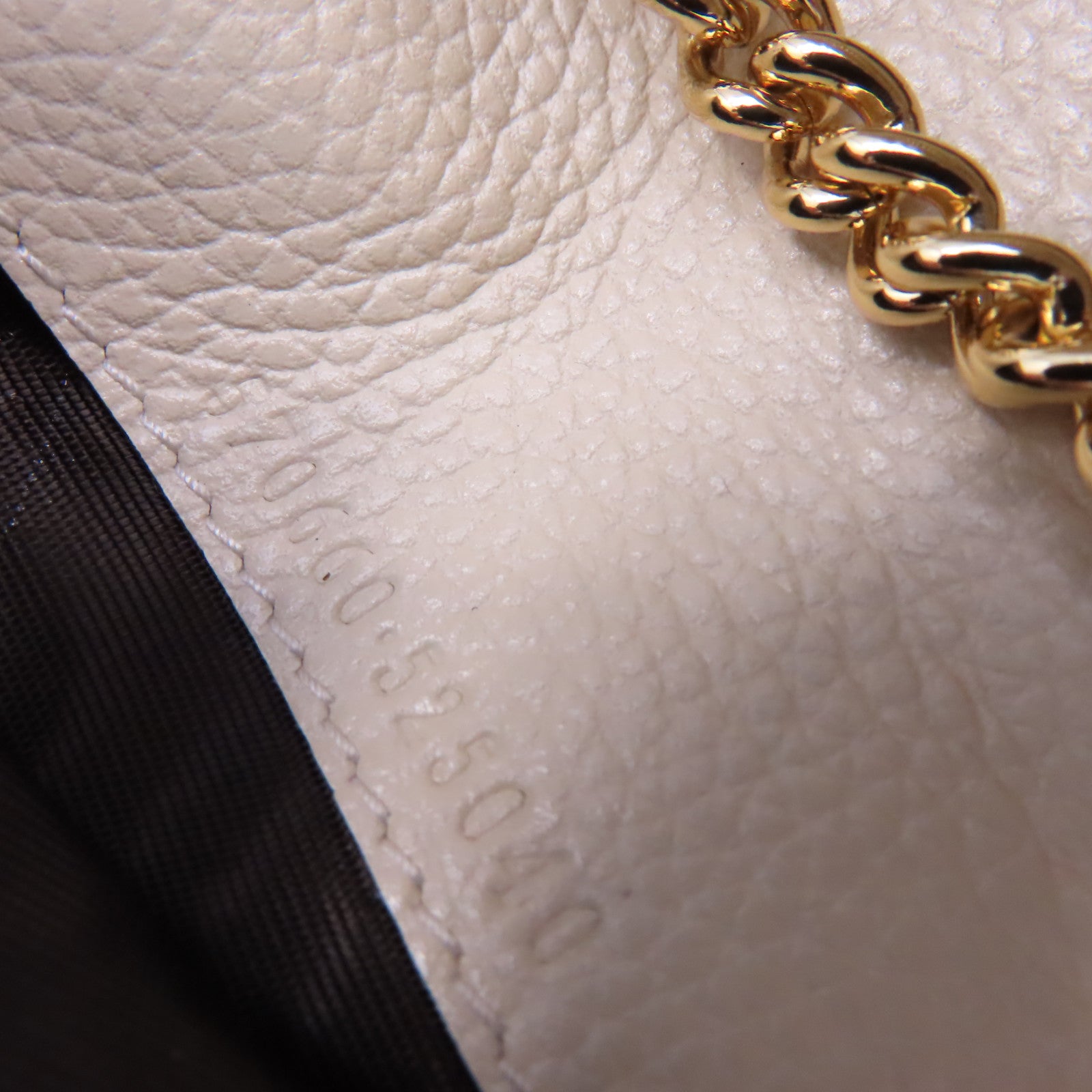 GUCCI 牛皮皮革Chain Wallet錢包米白色