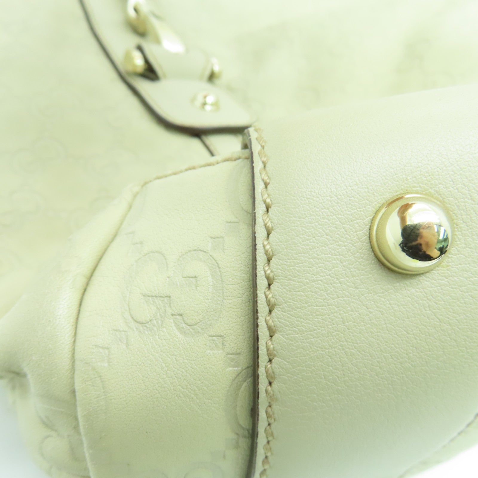 GUCCI 牛皮皮革Shoulder Bag金扣肩背袋白色