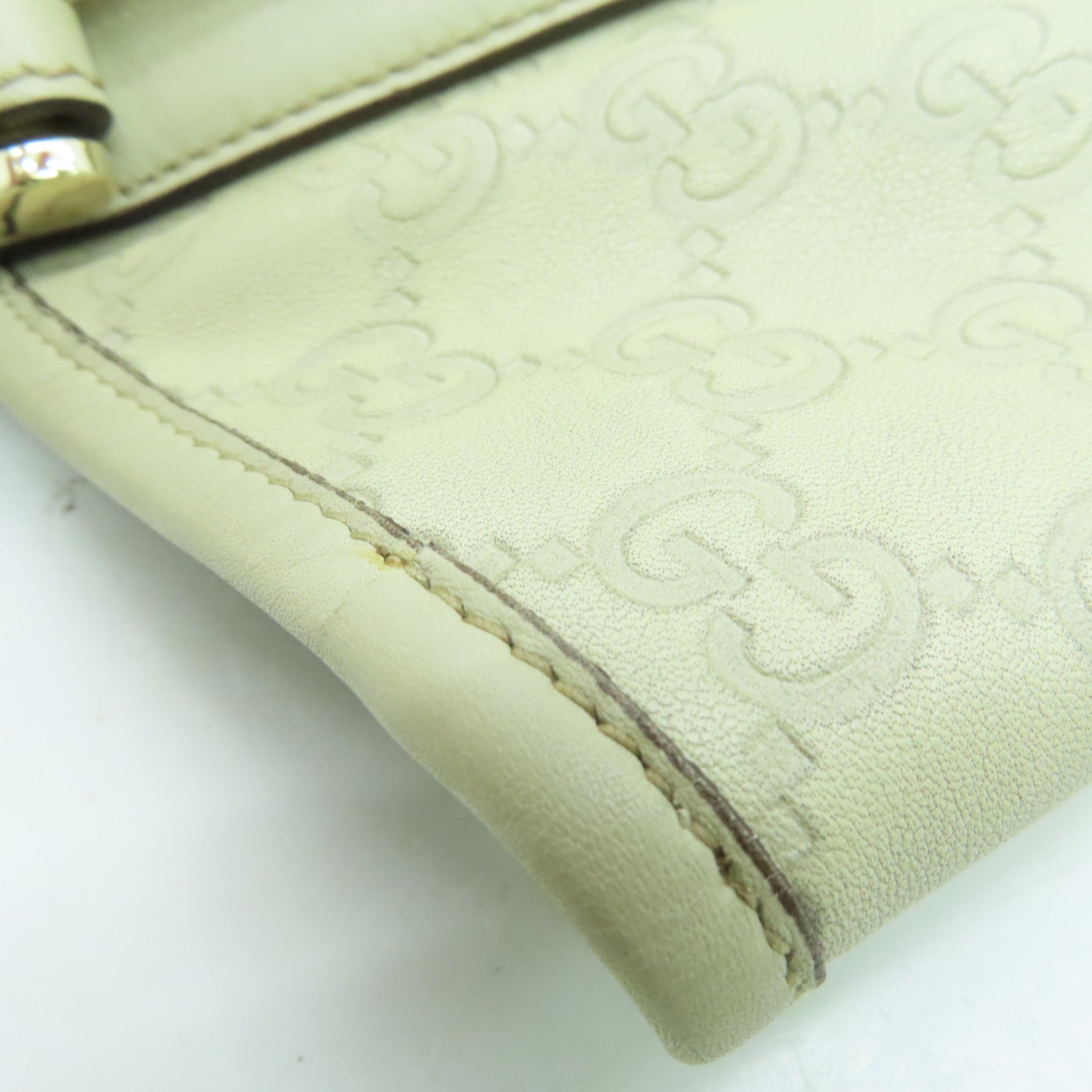 GUCCI 牛皮皮革Shoulder Bag金扣肩背袋白色