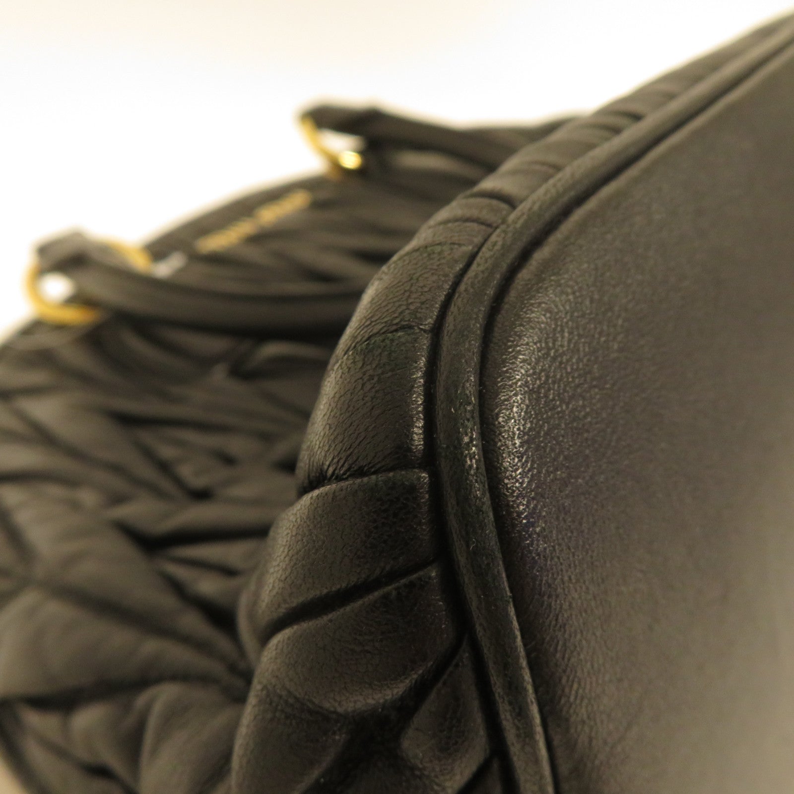 Miu Miu 羊皮皮革2 Way Shoulder金扣手挽肩背兩用袋黑色