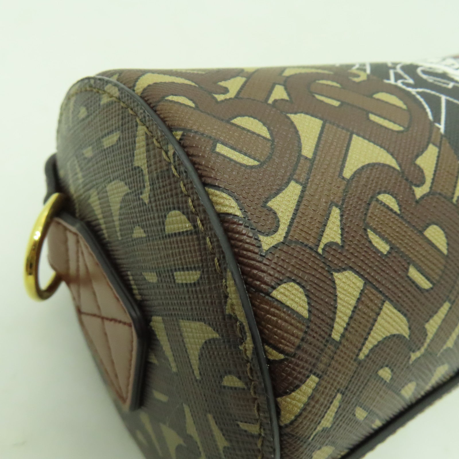 BURBERRY 塗層皮革Barrel Bag金扣肩背袋啡色