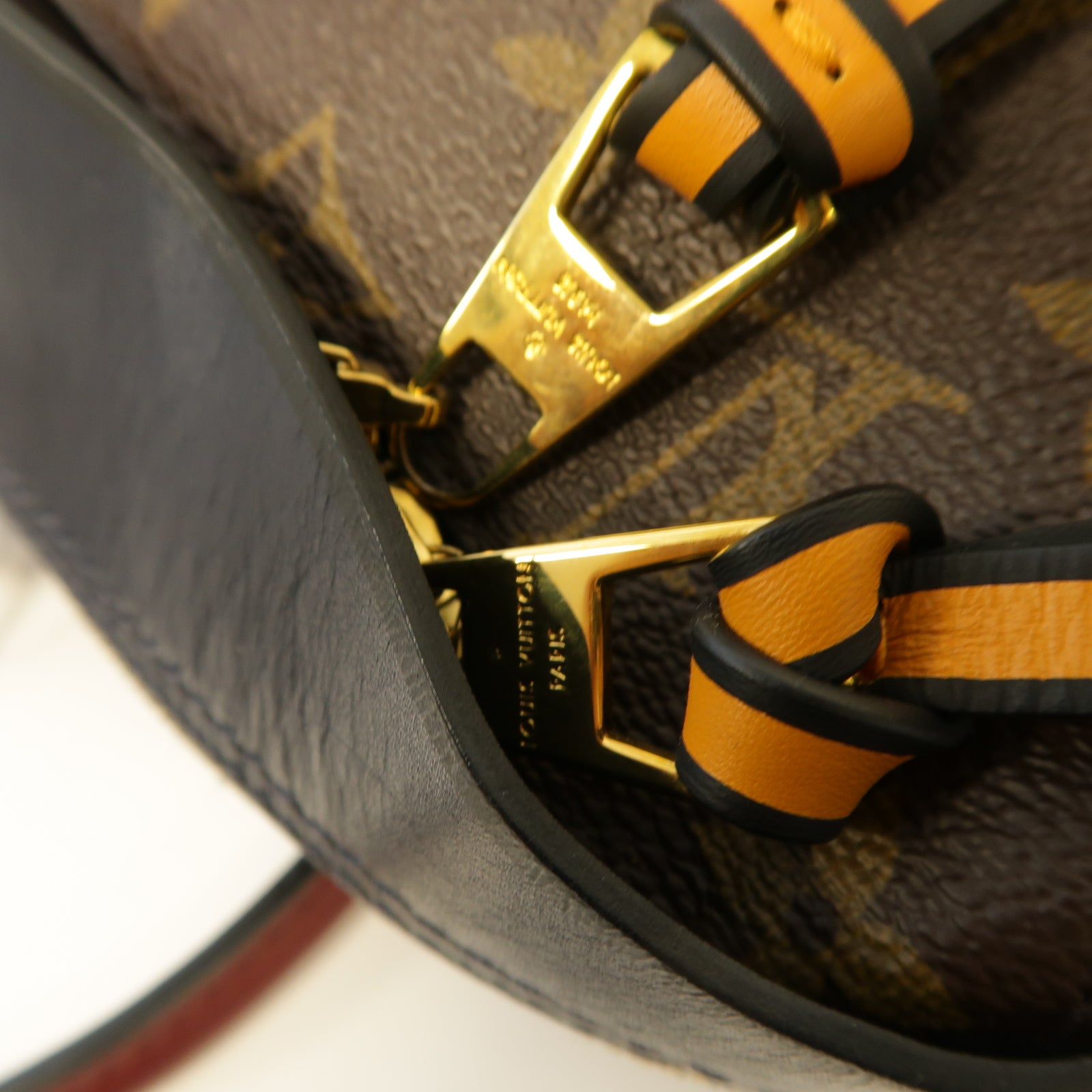 LOUIS VUITTON Monogram Tuileries金扣手挽肩背兩用袋棕色/藍色/紅色
