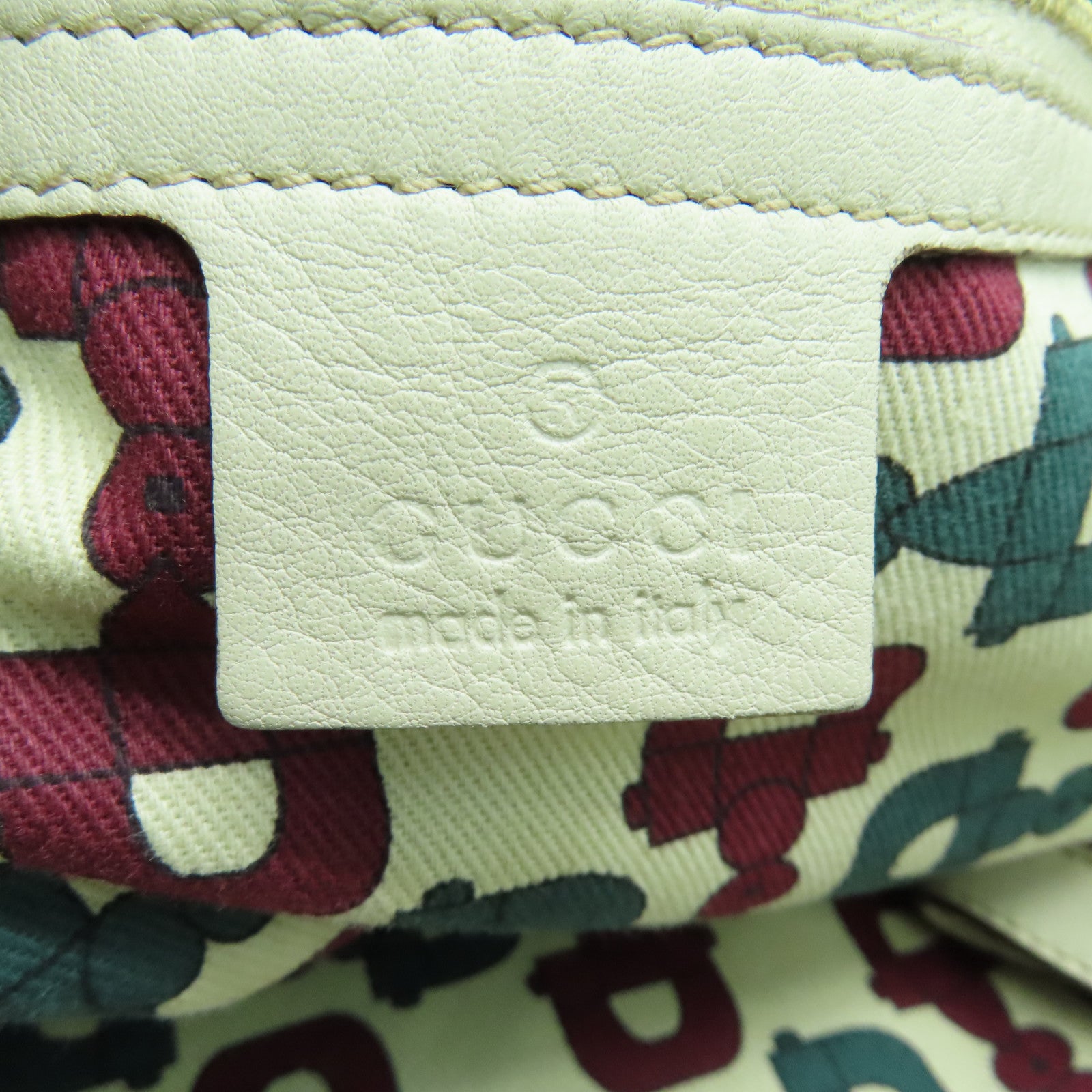 GUCCI 牛皮皮革Shoulder Bag金扣肩背袋白色
