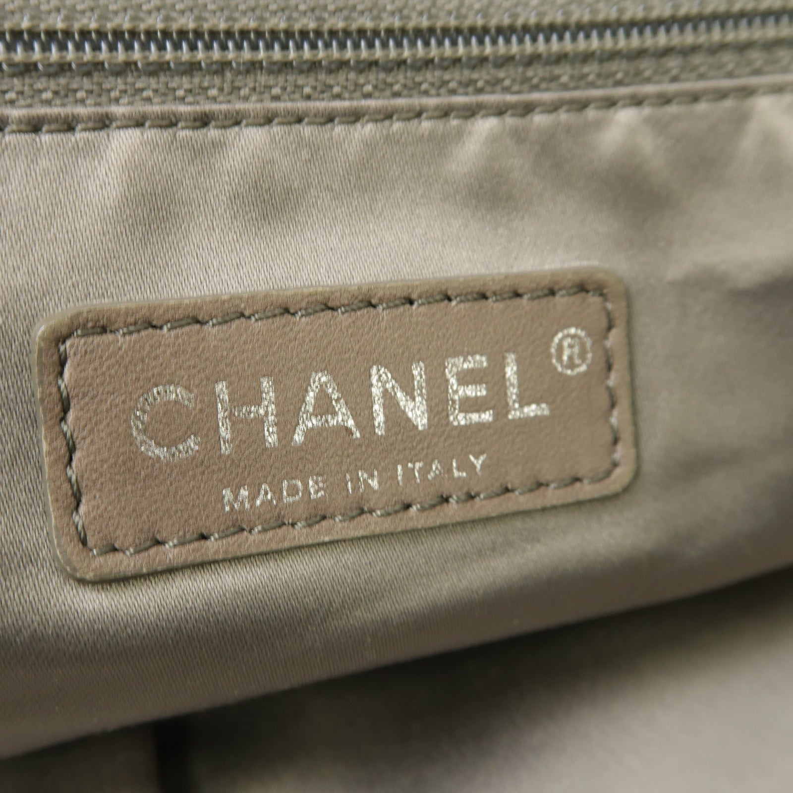 CHANEL 漆皮皮革Chain Shoulder Bag銀扣鏈帶肩背袋黒色