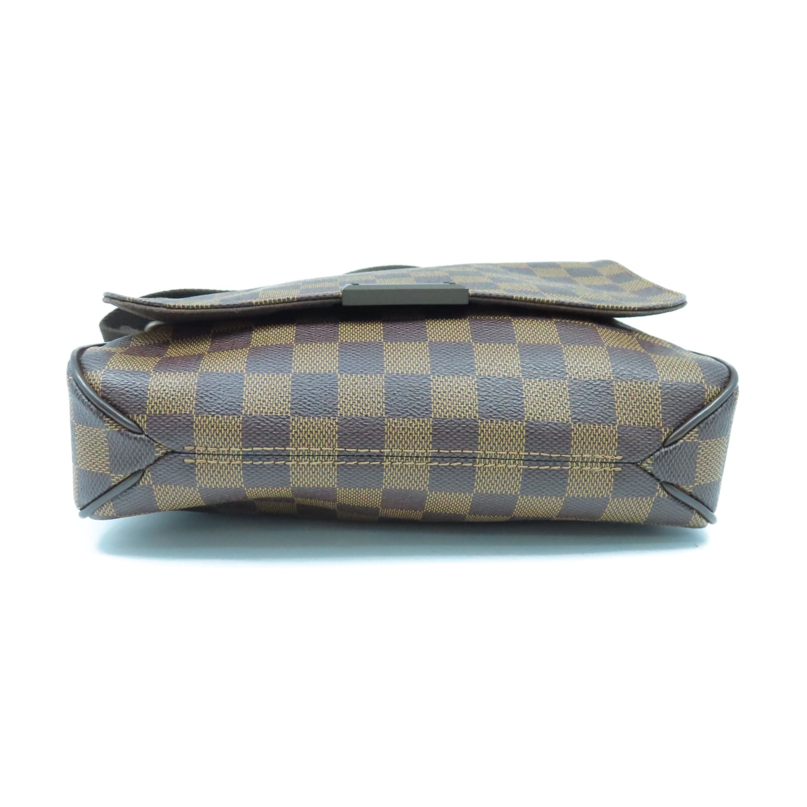 LOUIS VUITTON Damier District PM金扣肩背袋棕色