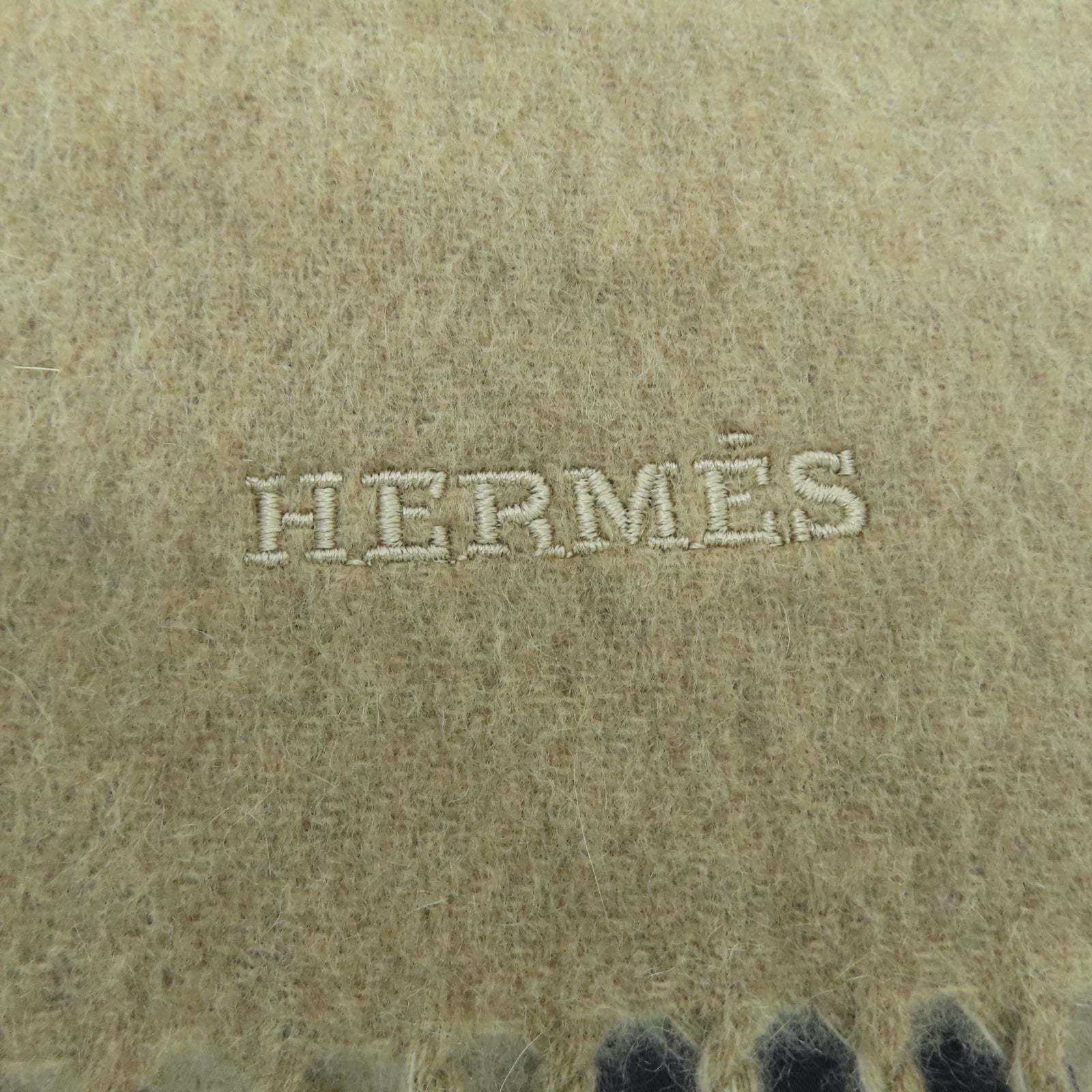 HERMES 羊絨Scarf圍巾米色