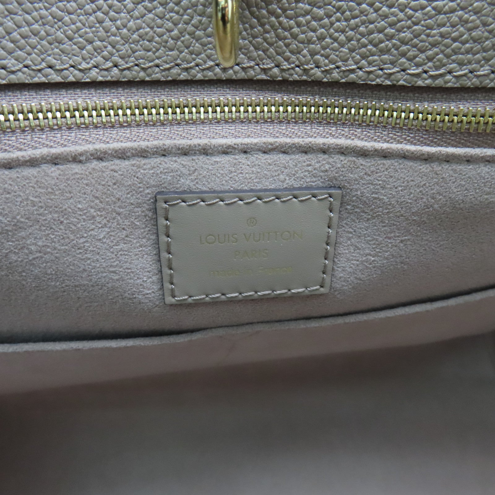 LOUIS VUITTON 【激減優惠】Monogram Empreinte Giant On The Go MM金扣手挽袋米色