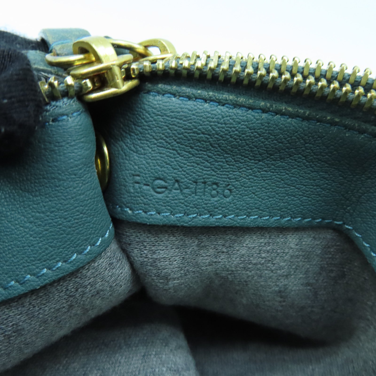 CELINE 牛皮皮革Shoulder Bag金扣肩背袋綠色