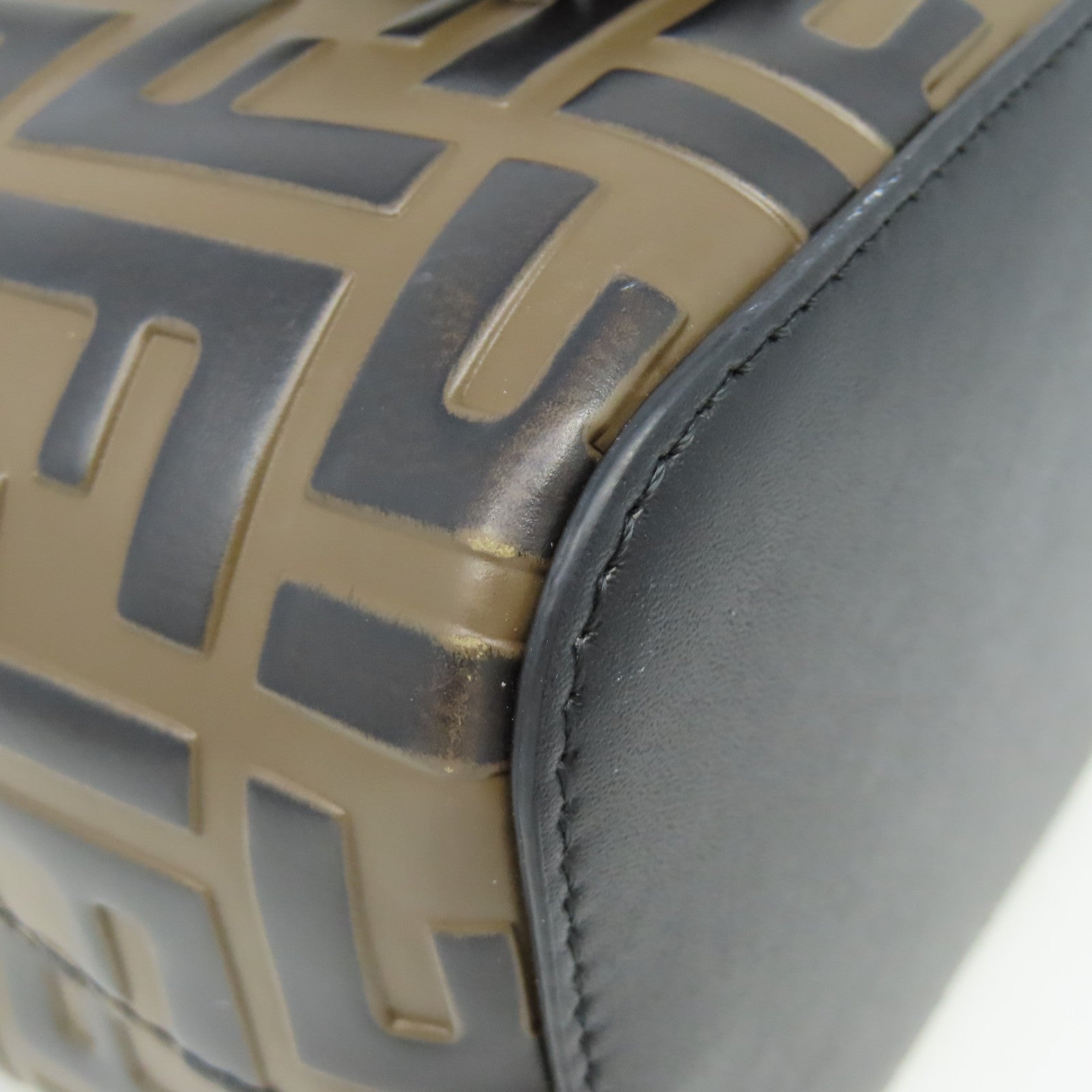 FENDI 牛皮皮革Mon Tresor金扣手挽肩背兩用袋啡色