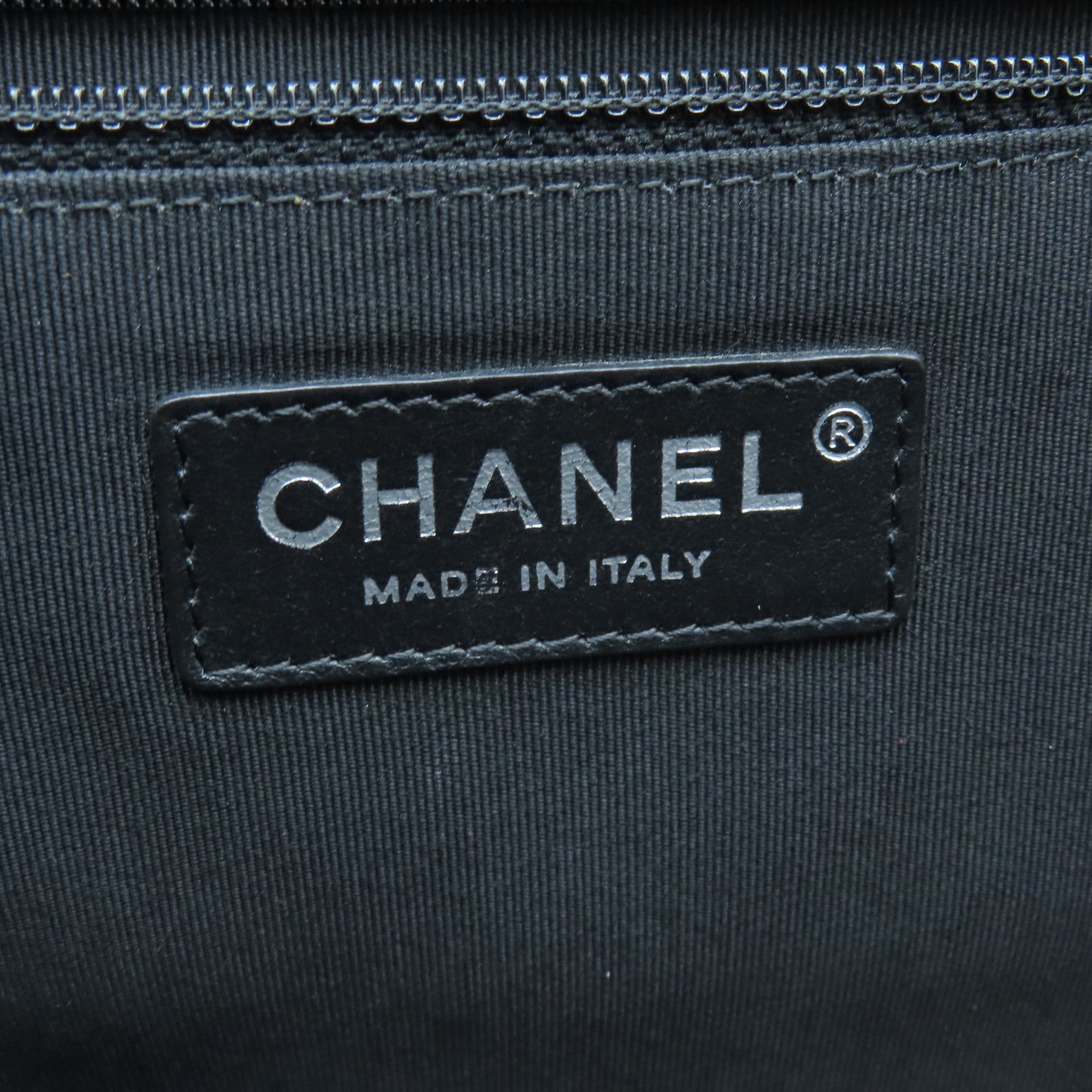 CHANEL 菱格羊皮皮革Totebag銀扣鏈帶肩背袋黑色