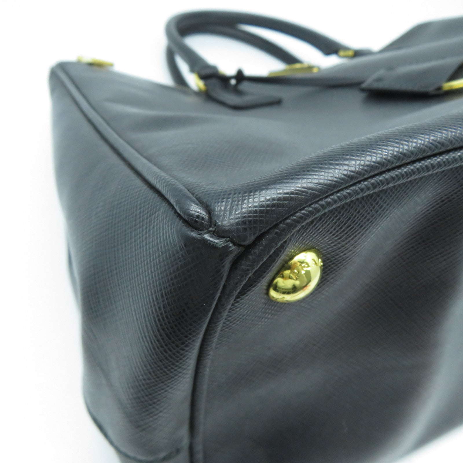 PRADA Saffiano皮革Handbag金扣手挽袋黑色
