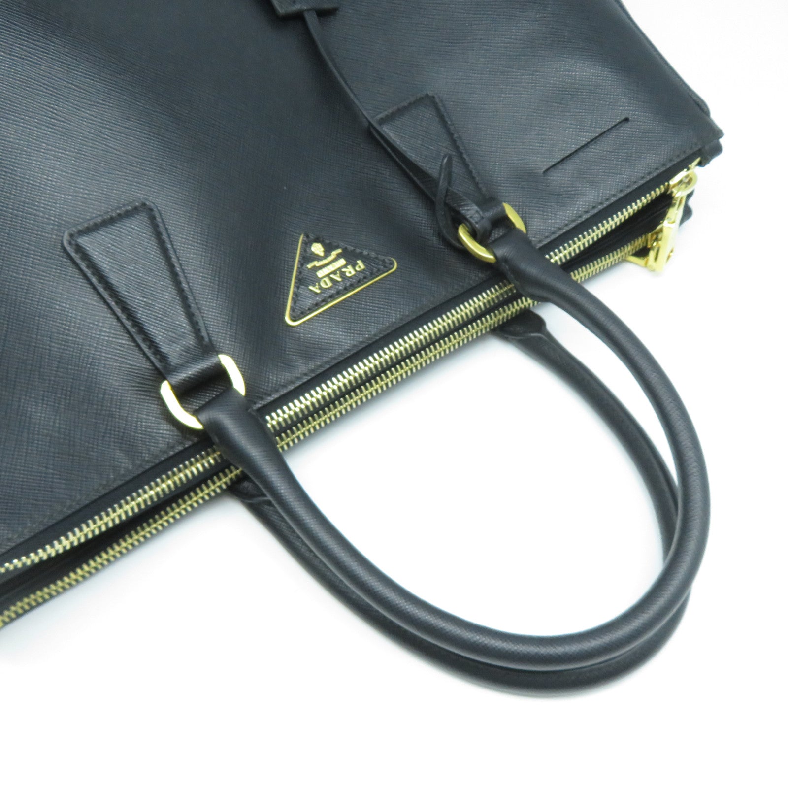PRADA Saffiano皮革Handbag金扣手挽袋黑色