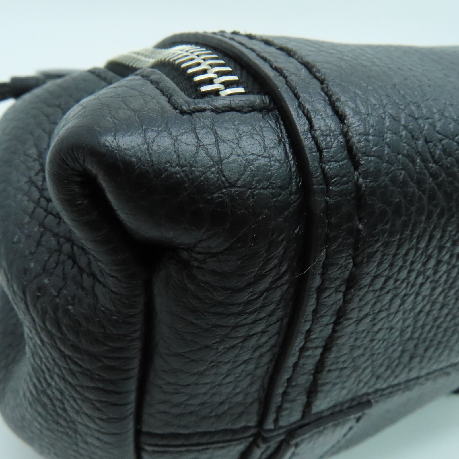 TOD’S 牛皮皮革Backpack銀扣背包黑色