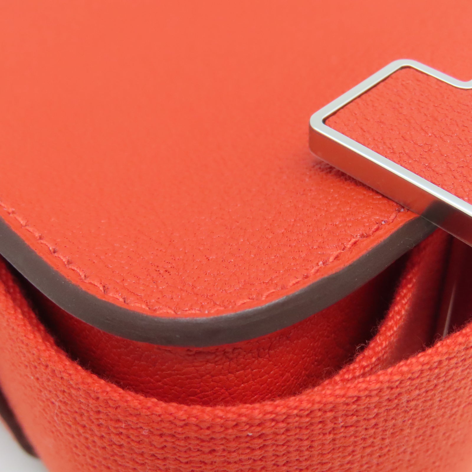 HERMES Mysore Goat Leather Geta Silver Buckle Shoulder Bag Fire Orange